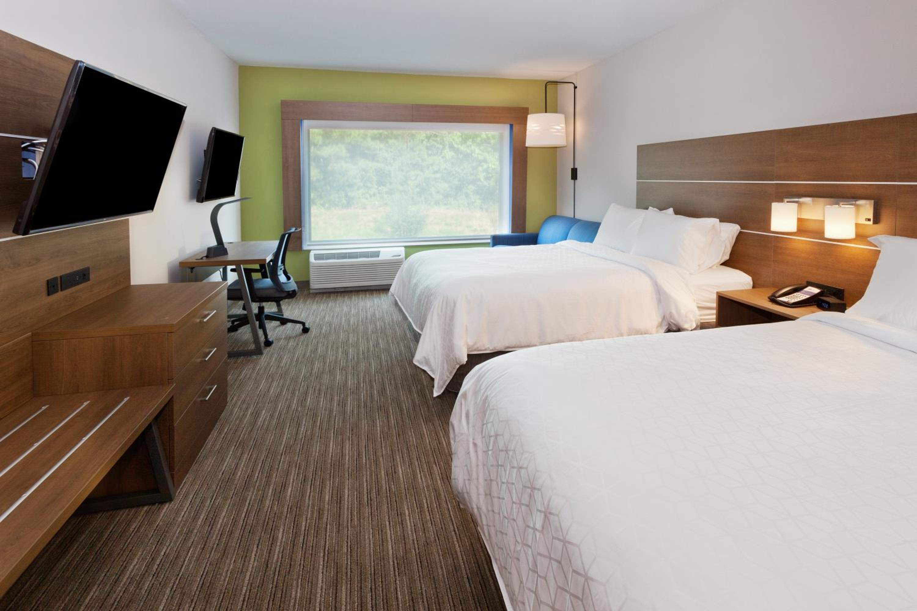 Suite with Two Queen Beds