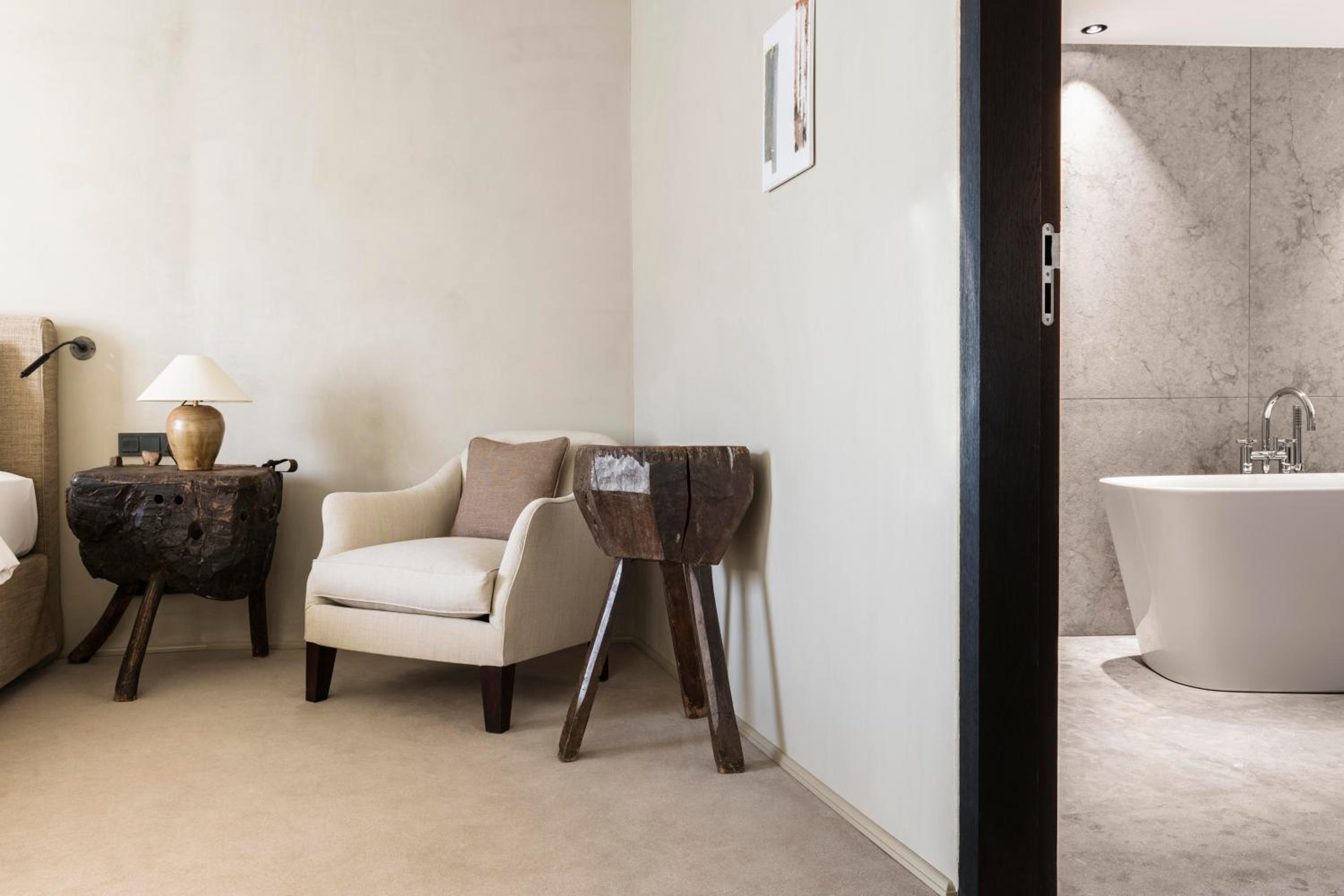 Deluxe Junior Suite - Photo 4