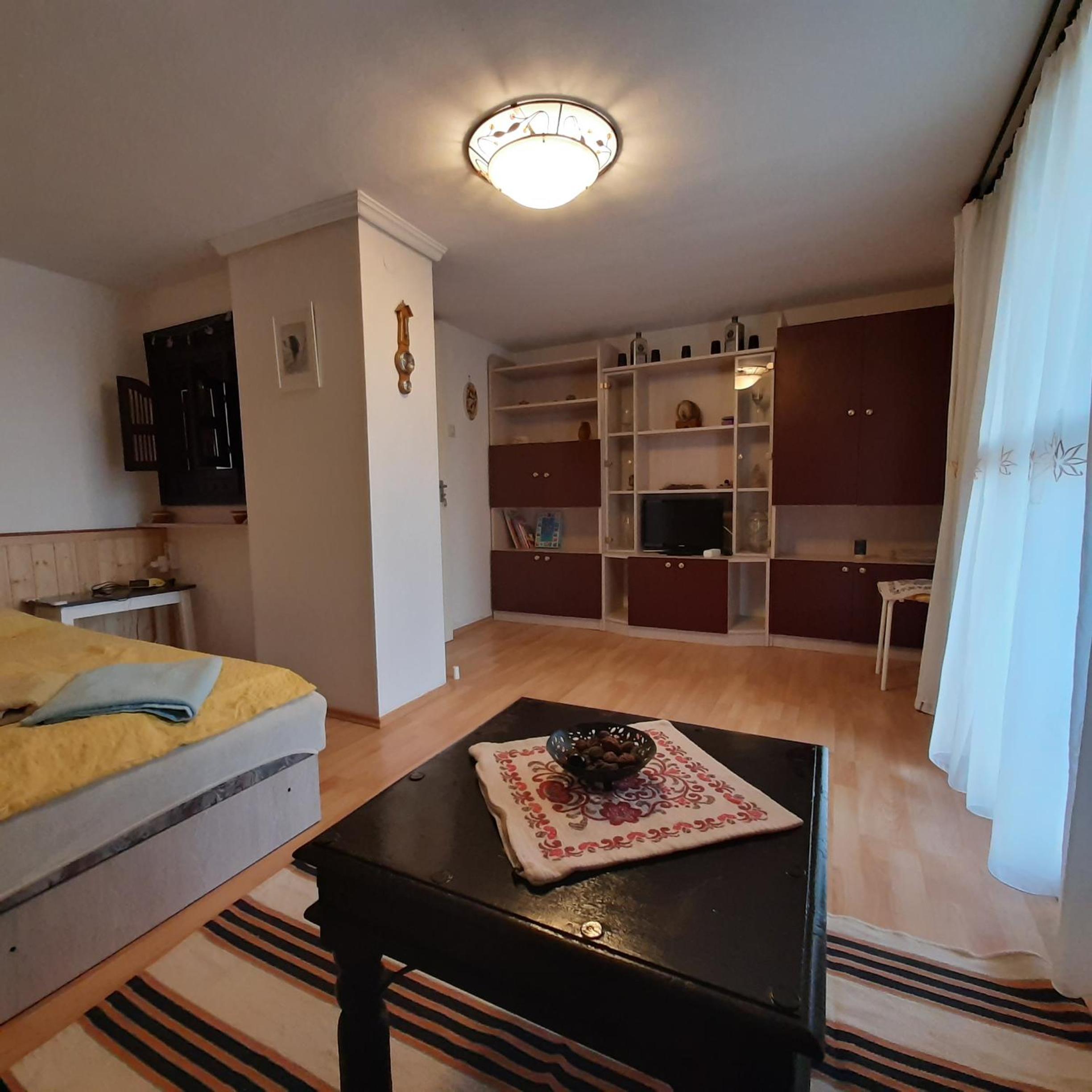 Apartment with Balcony photo 1