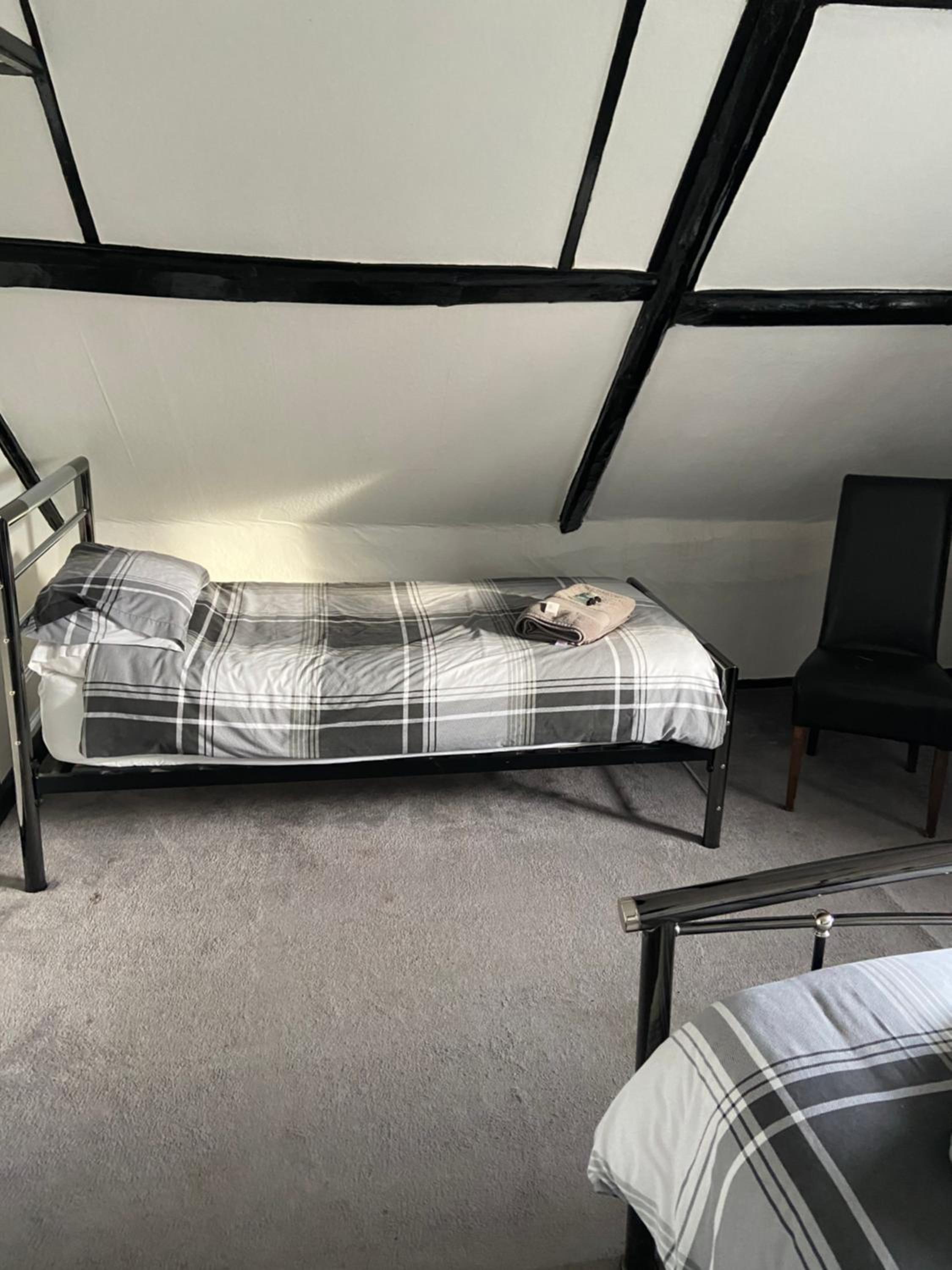 Family Double Room - Photo 2