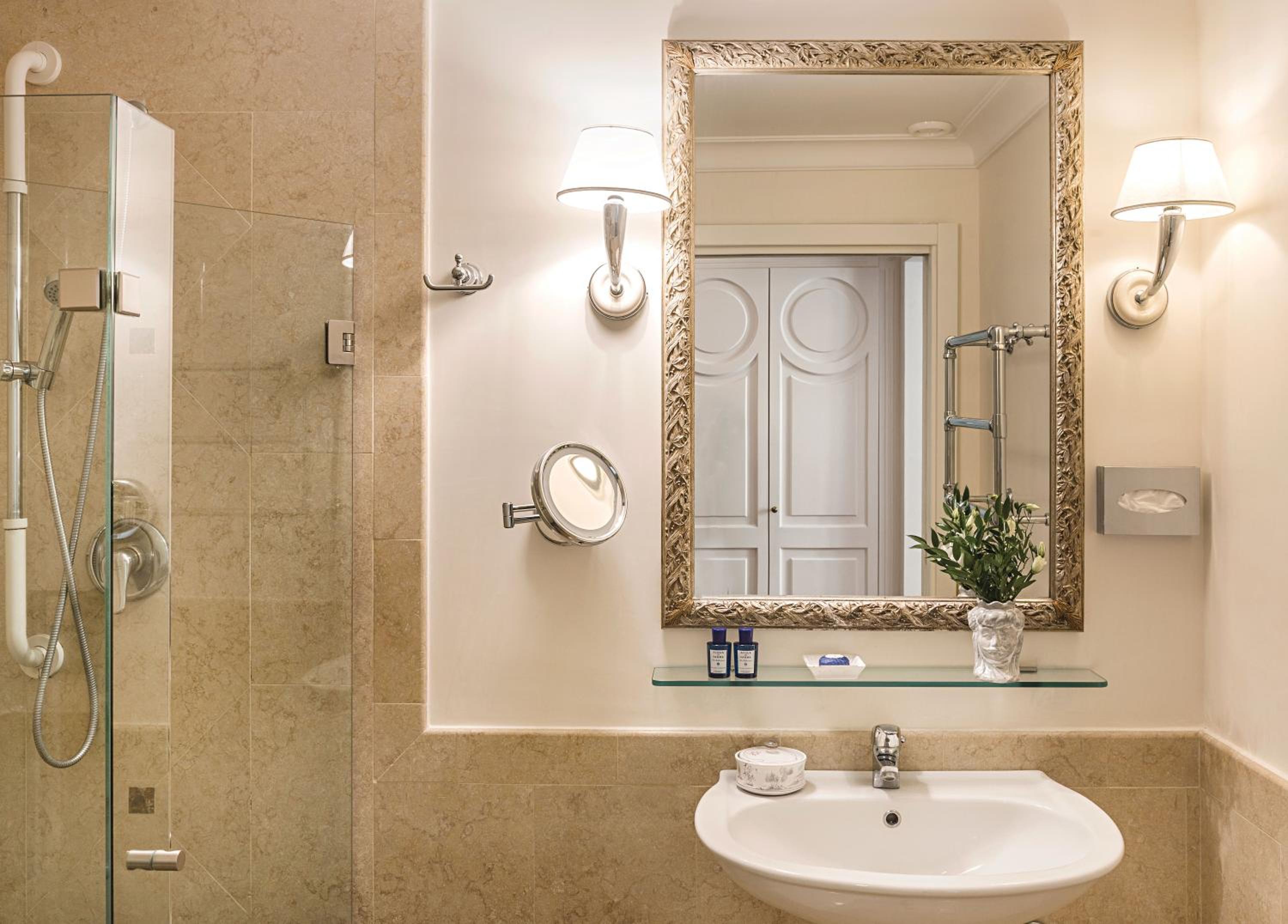 Superior Room (Villa Flora)