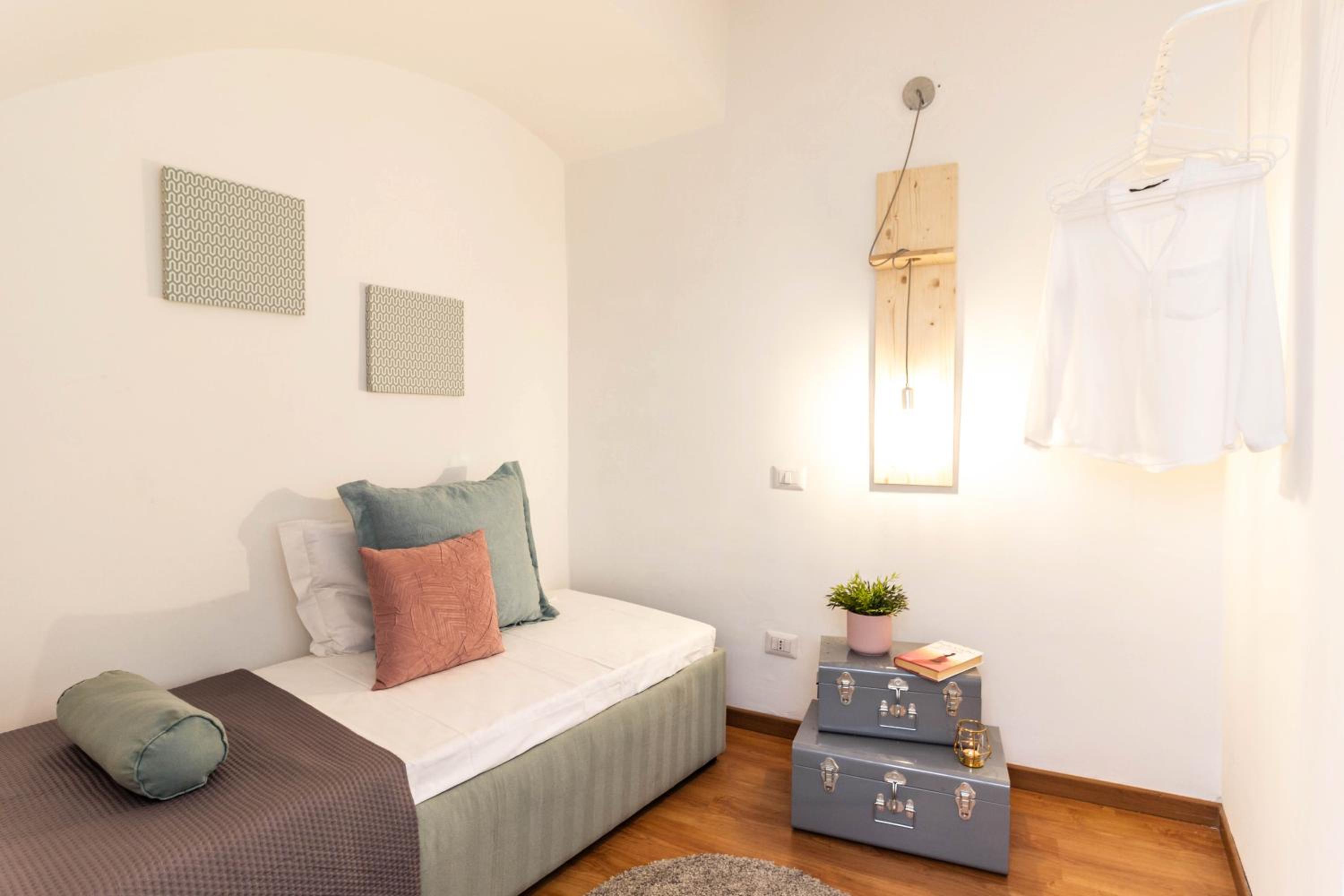 Two-Bedroom Townhouse - Photo 19
