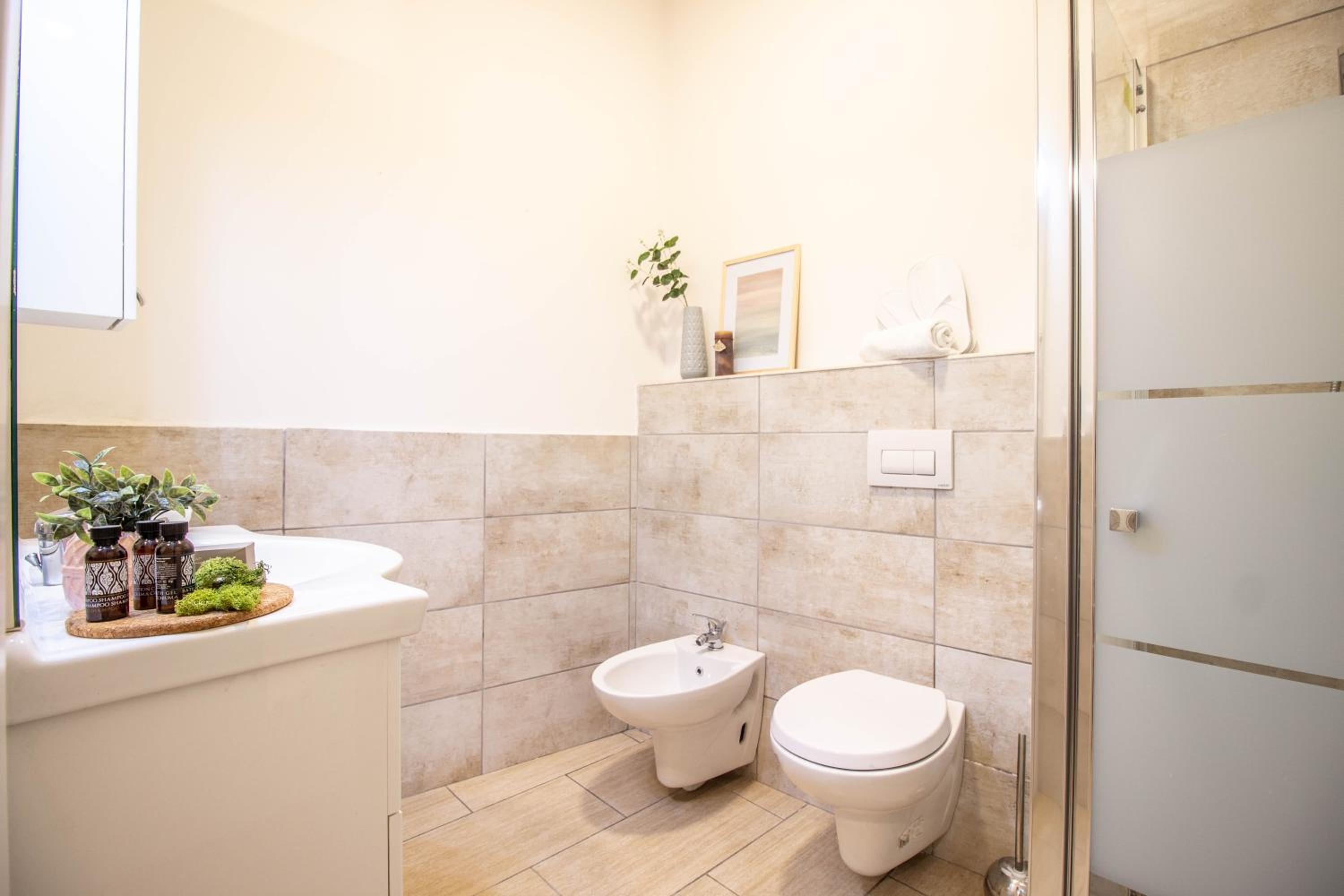 Two-Bedroom Townhouse - Photo 9