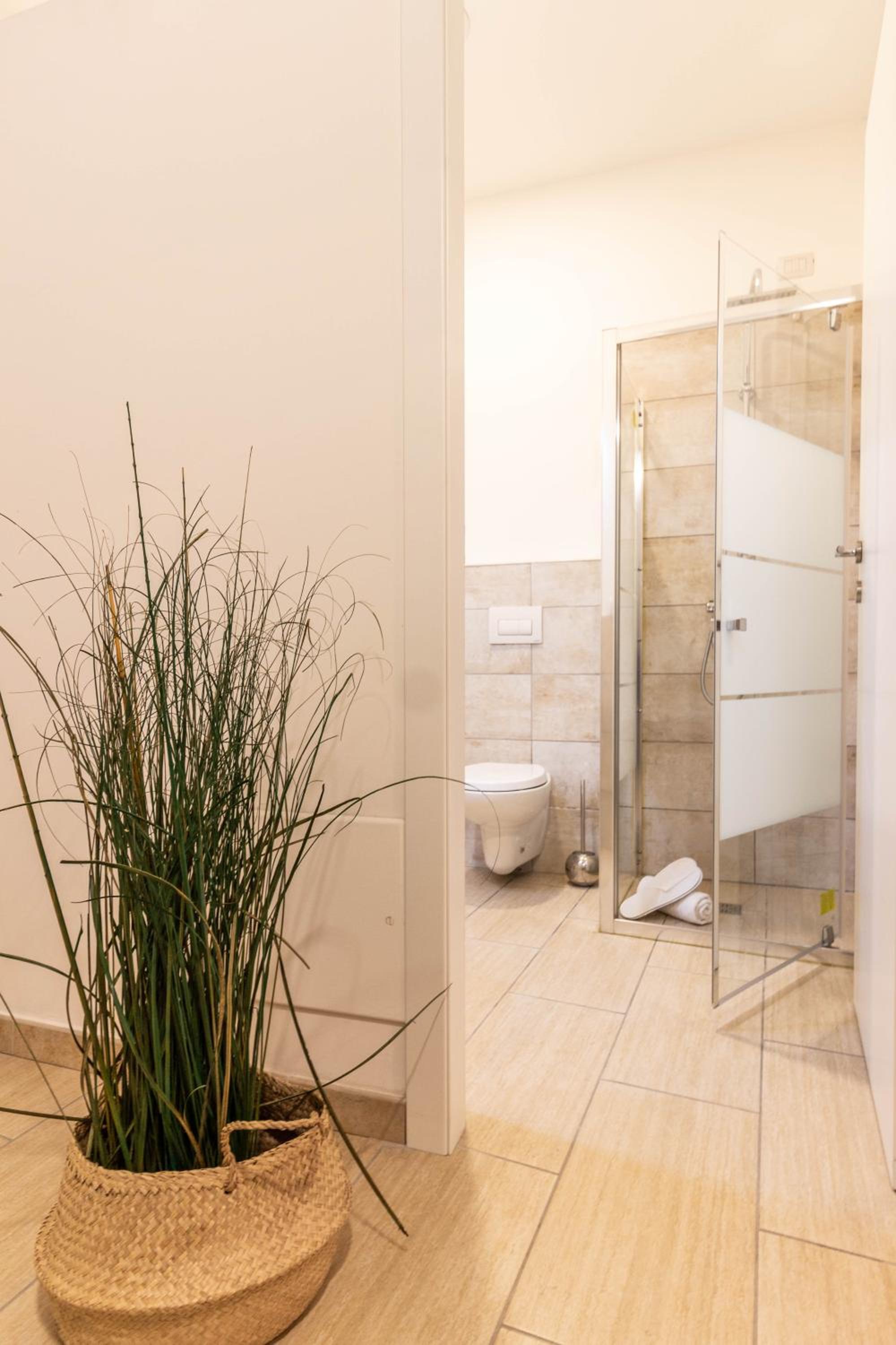 Two-Bedroom Townhouse - Photo 7
