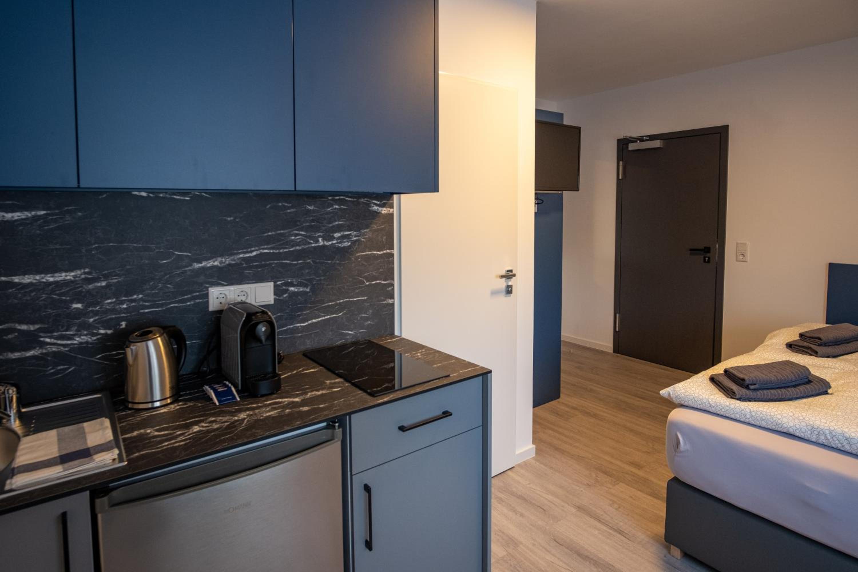 Double Room with Private Bathroom - Photo 3