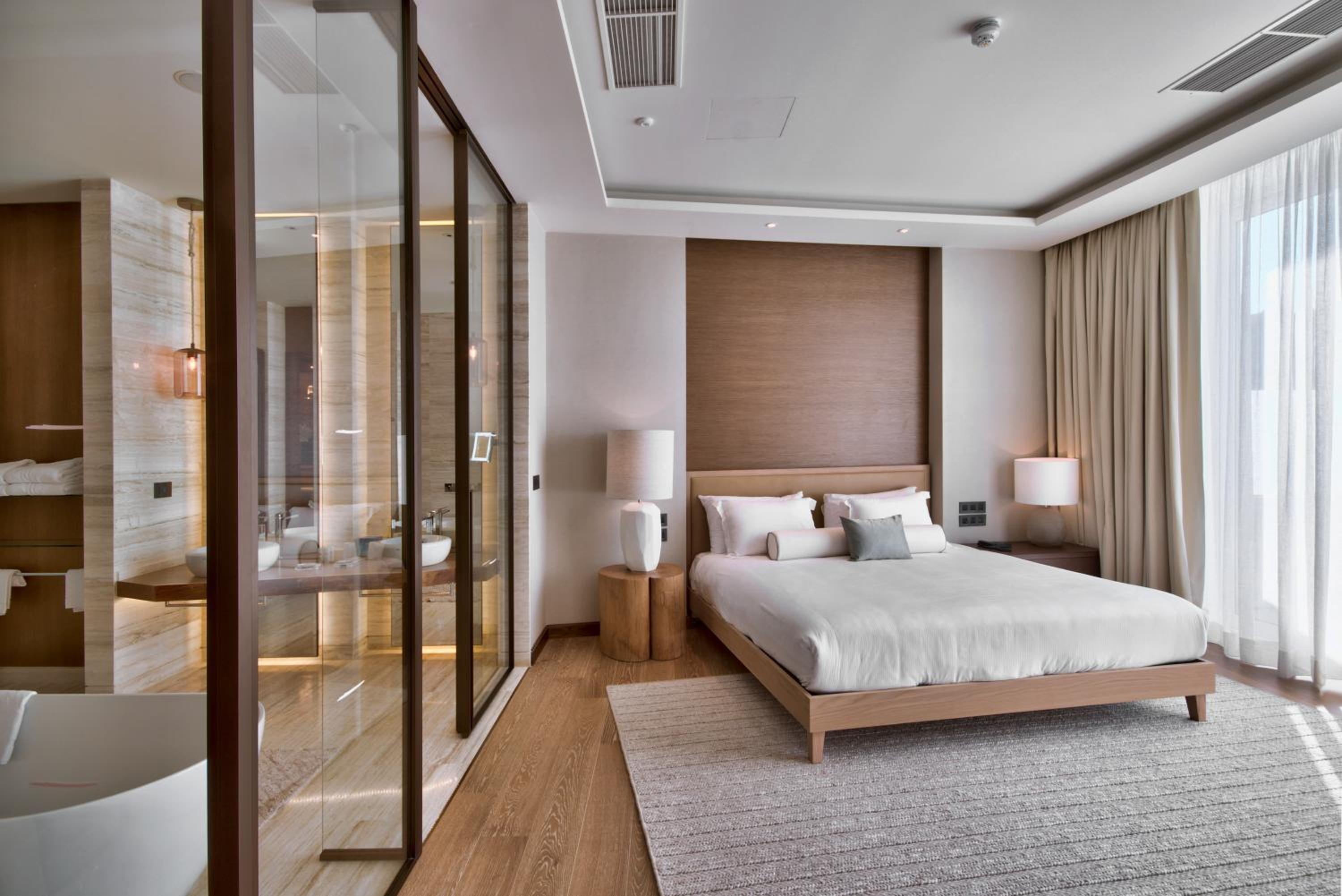 Sands Tower - One-Bedroom Suite with Sea View - Photo 11
