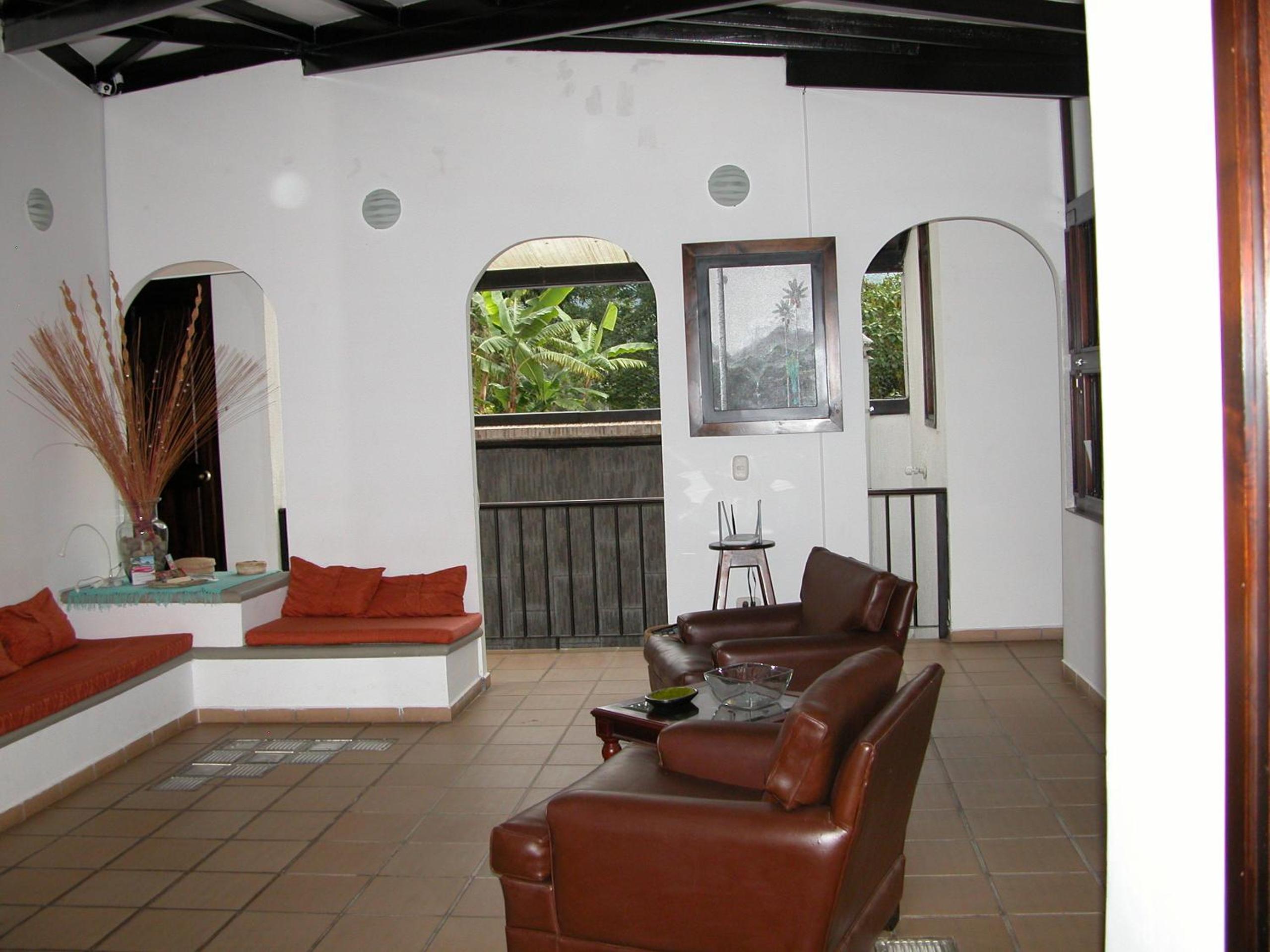 Villa photo 2