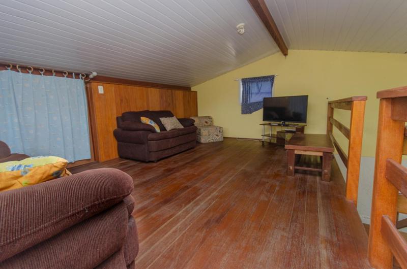 Superior Family Room photo 1