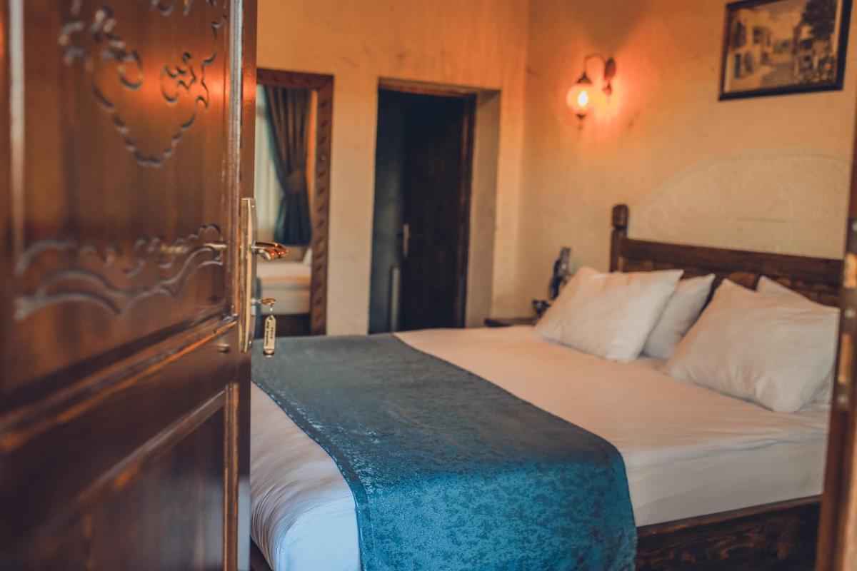 Deluxe Triple Room photo 1
