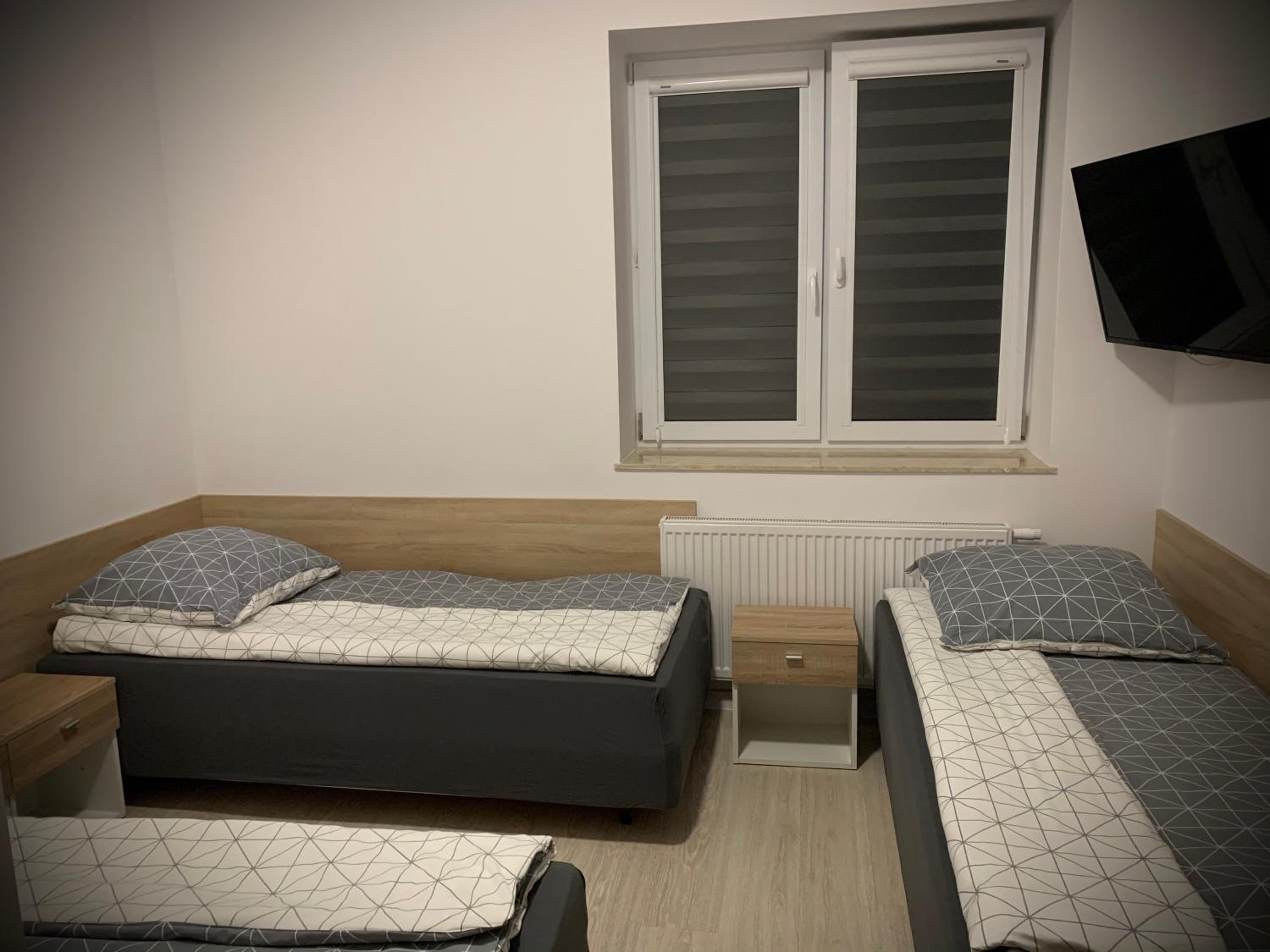 Comfort Triple Room with Shower - Photo 2
