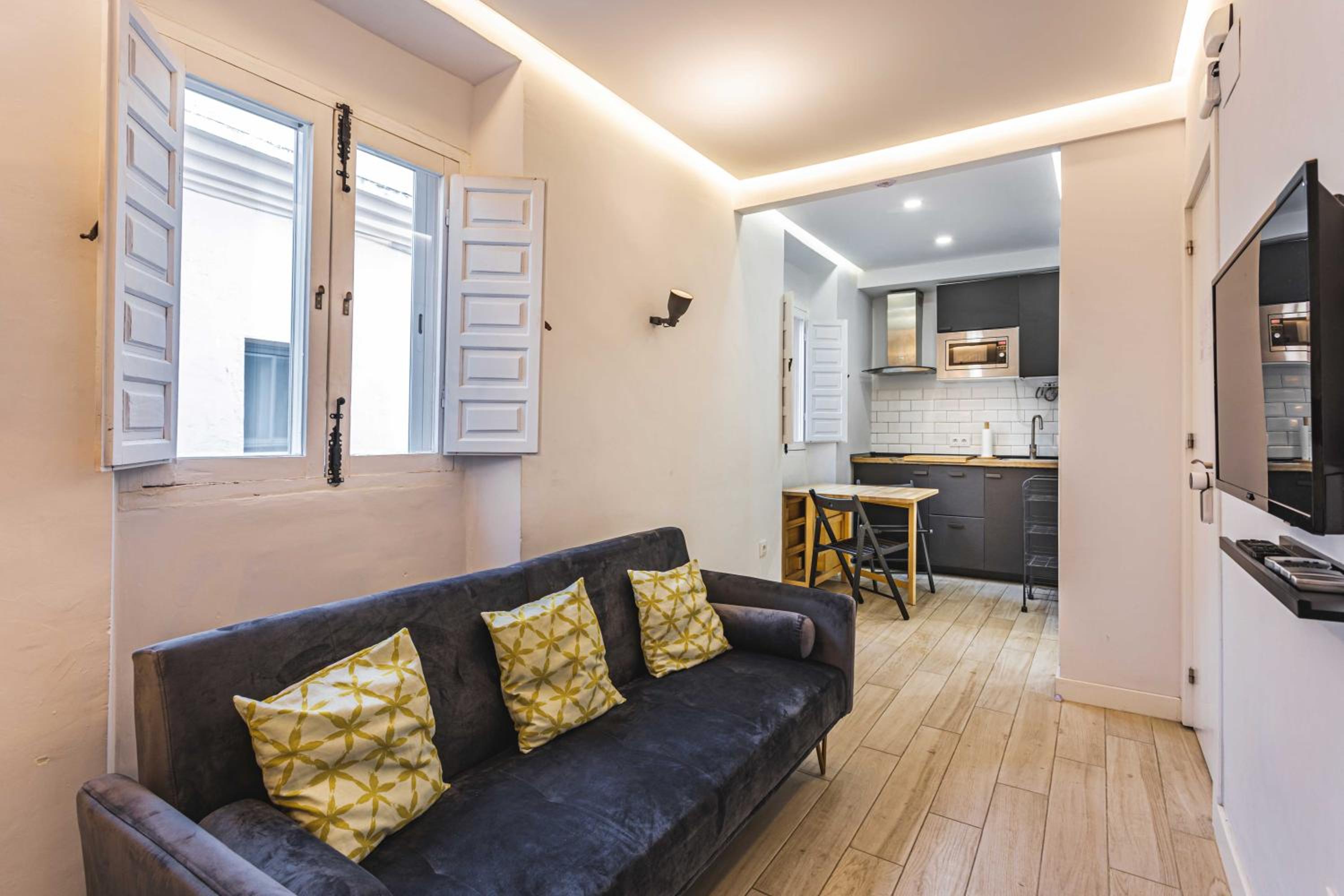 Two-Bedroom Apartment - Photo 26