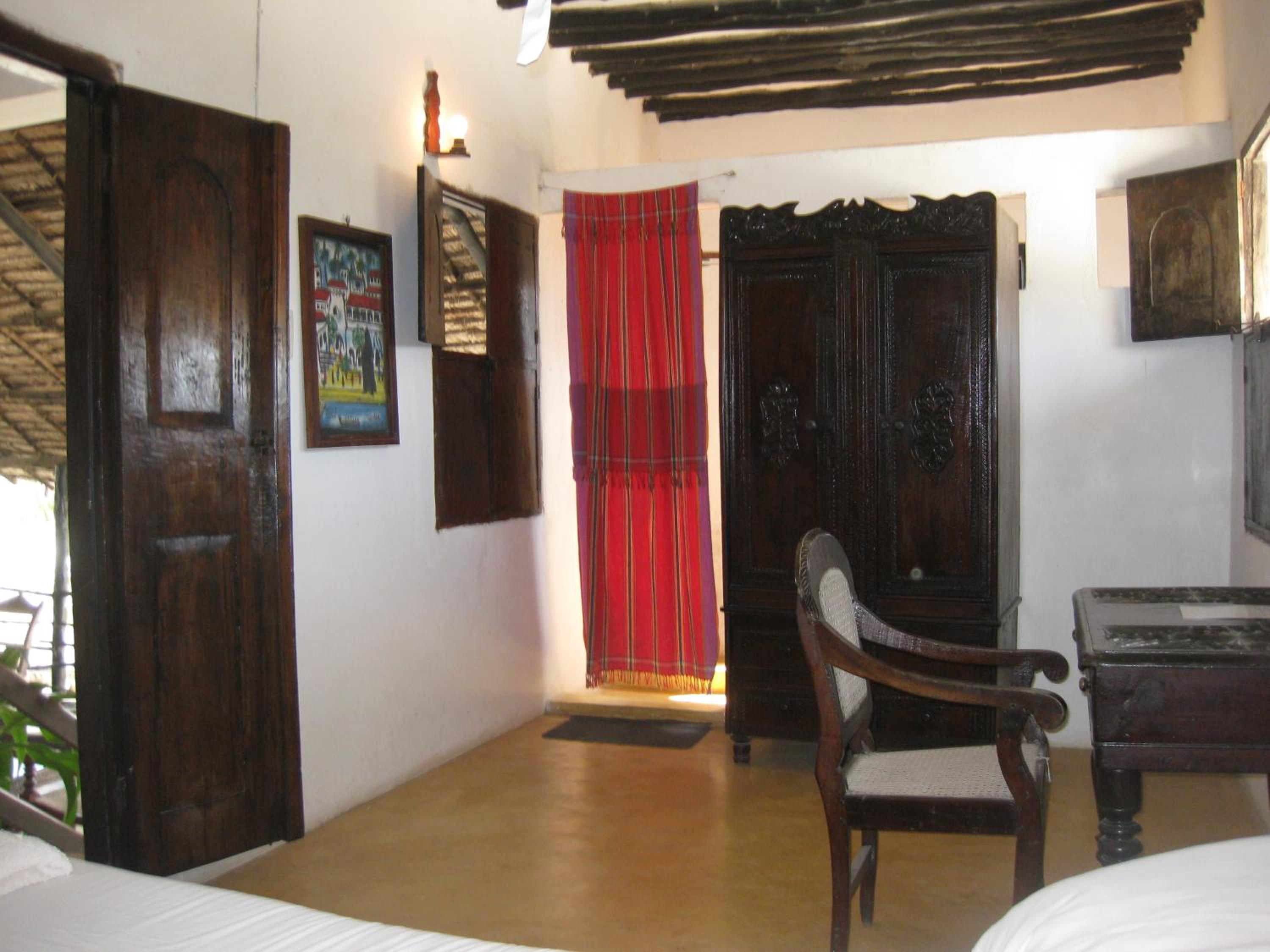Double Room - Photo 5
