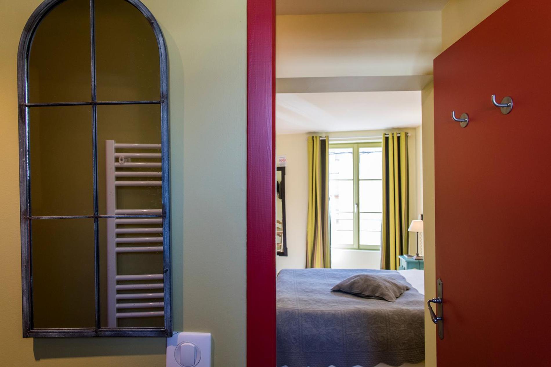 Spacious Standard Room photo 1
