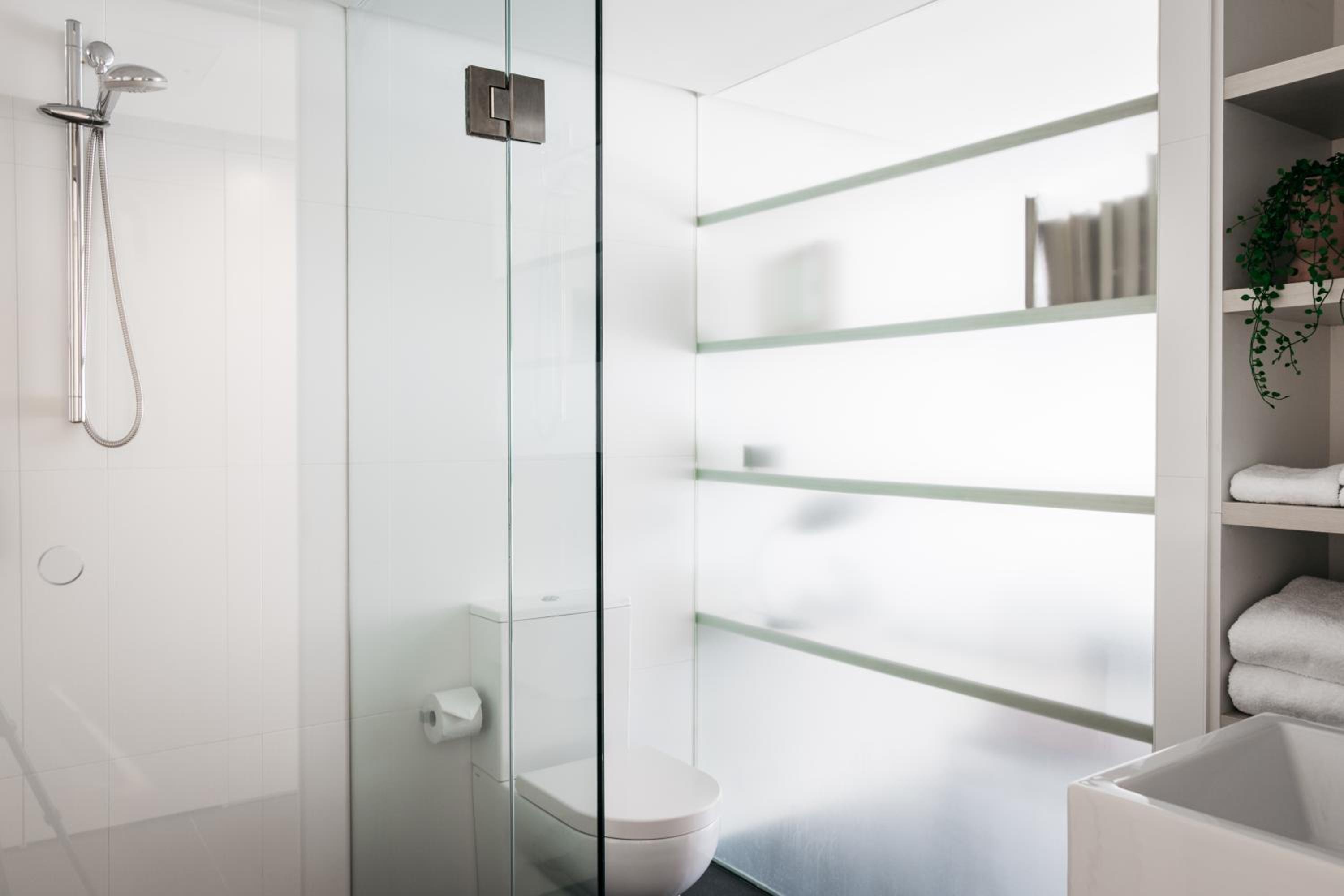 Nishi One Bedroom Lake View photo 2