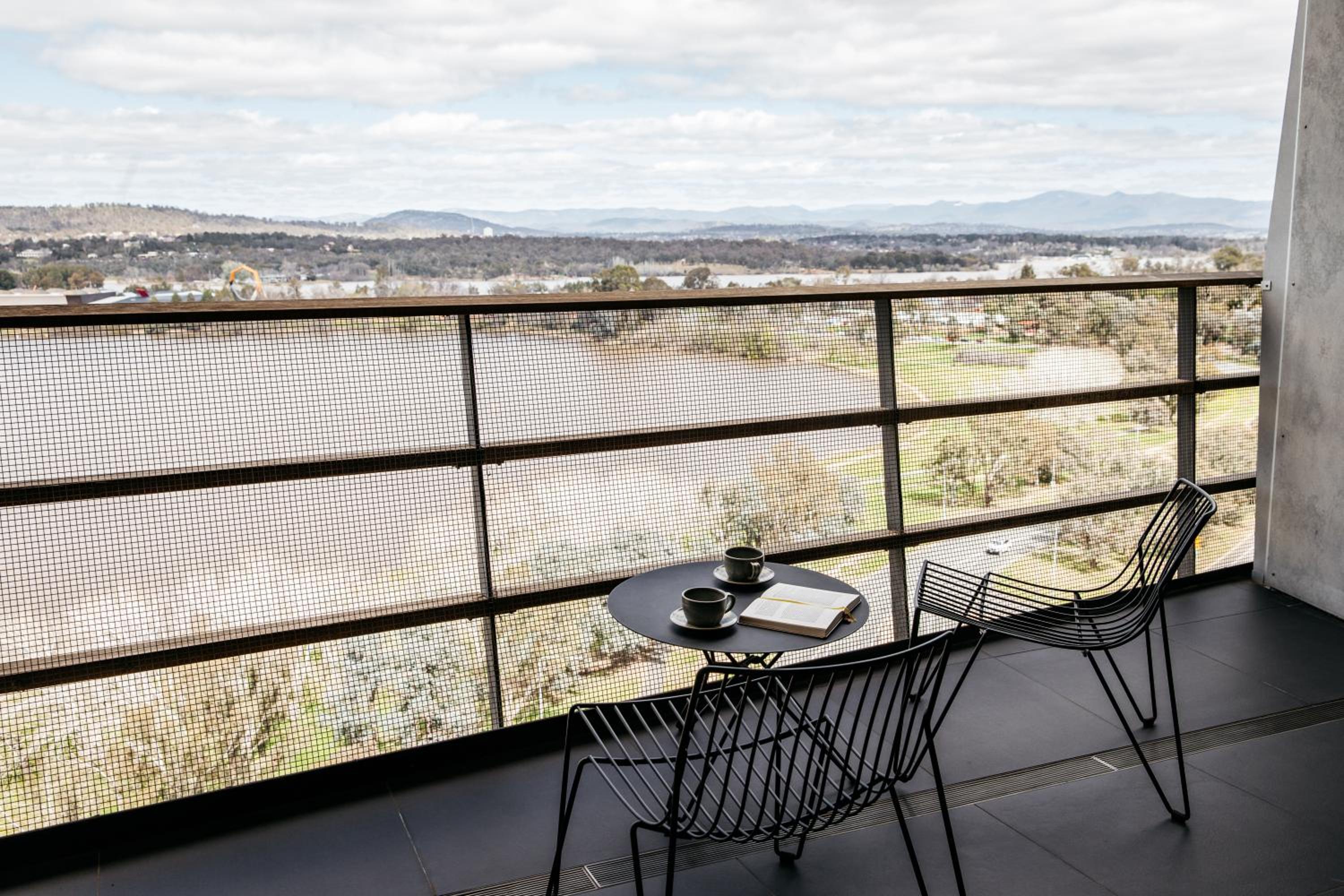 Nishi One Bedroom Lake View photo 3
