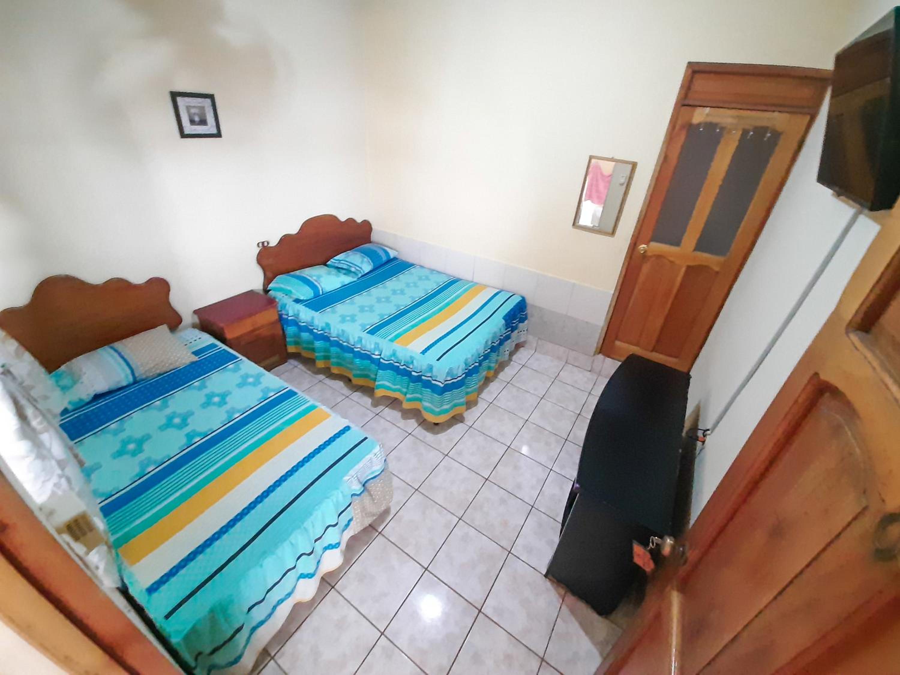 Double or Twin Room with Air Conditioning photo 1