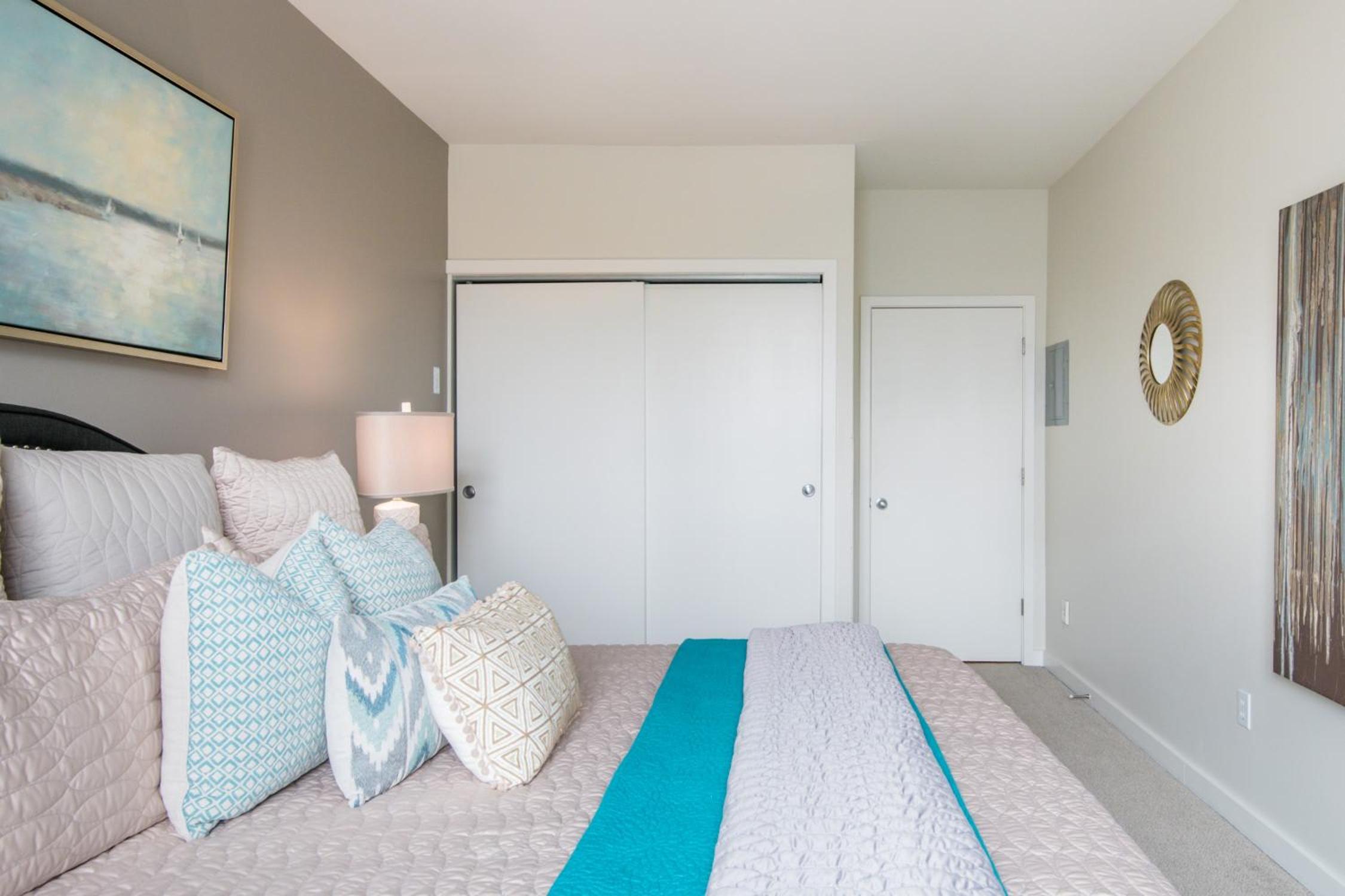 One-Bedroom Apartment - Photo 23