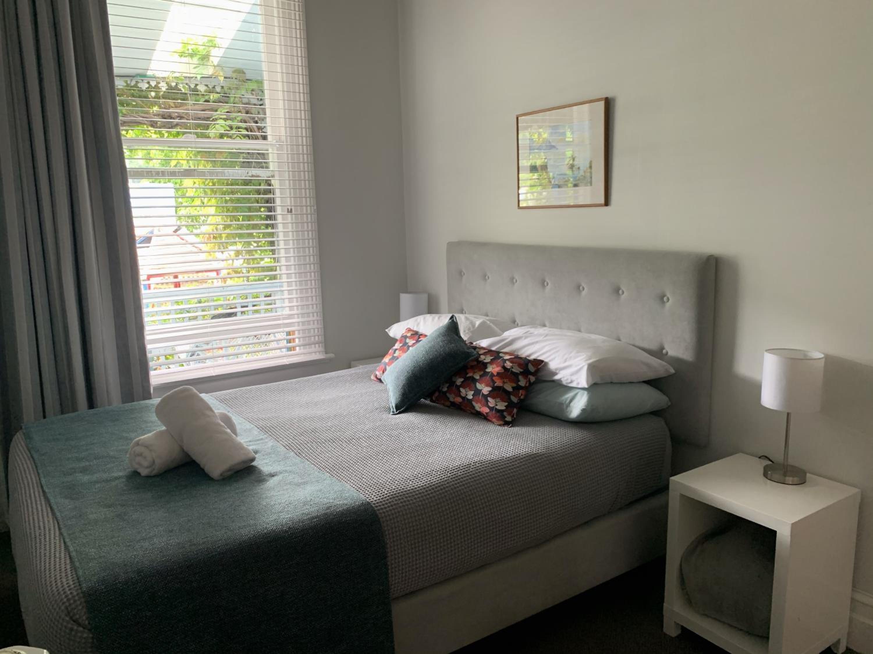 Double Room with Shared Bathroom photo 3