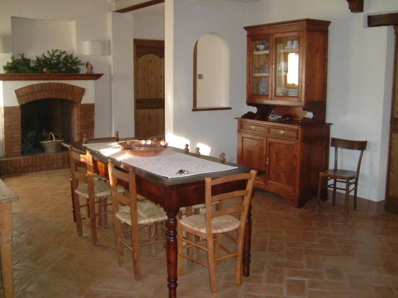 Large One-Bedroom Apartment photo 3