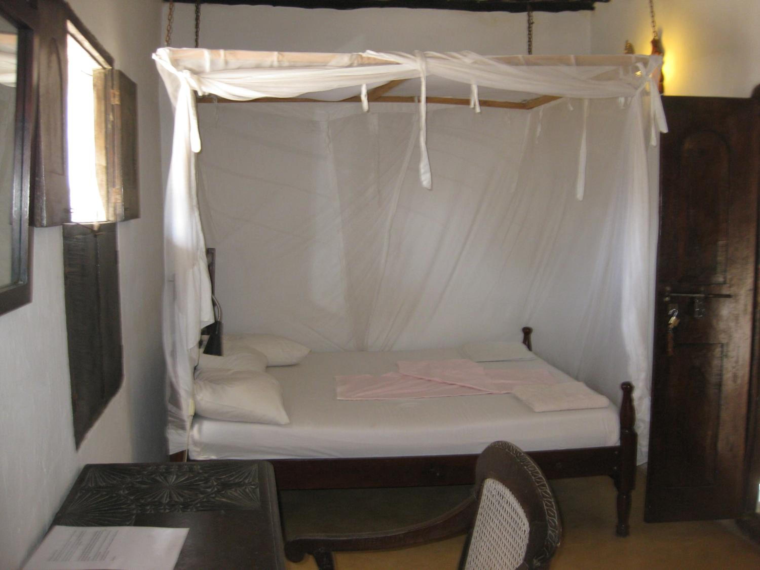 Double Room - Photo 6