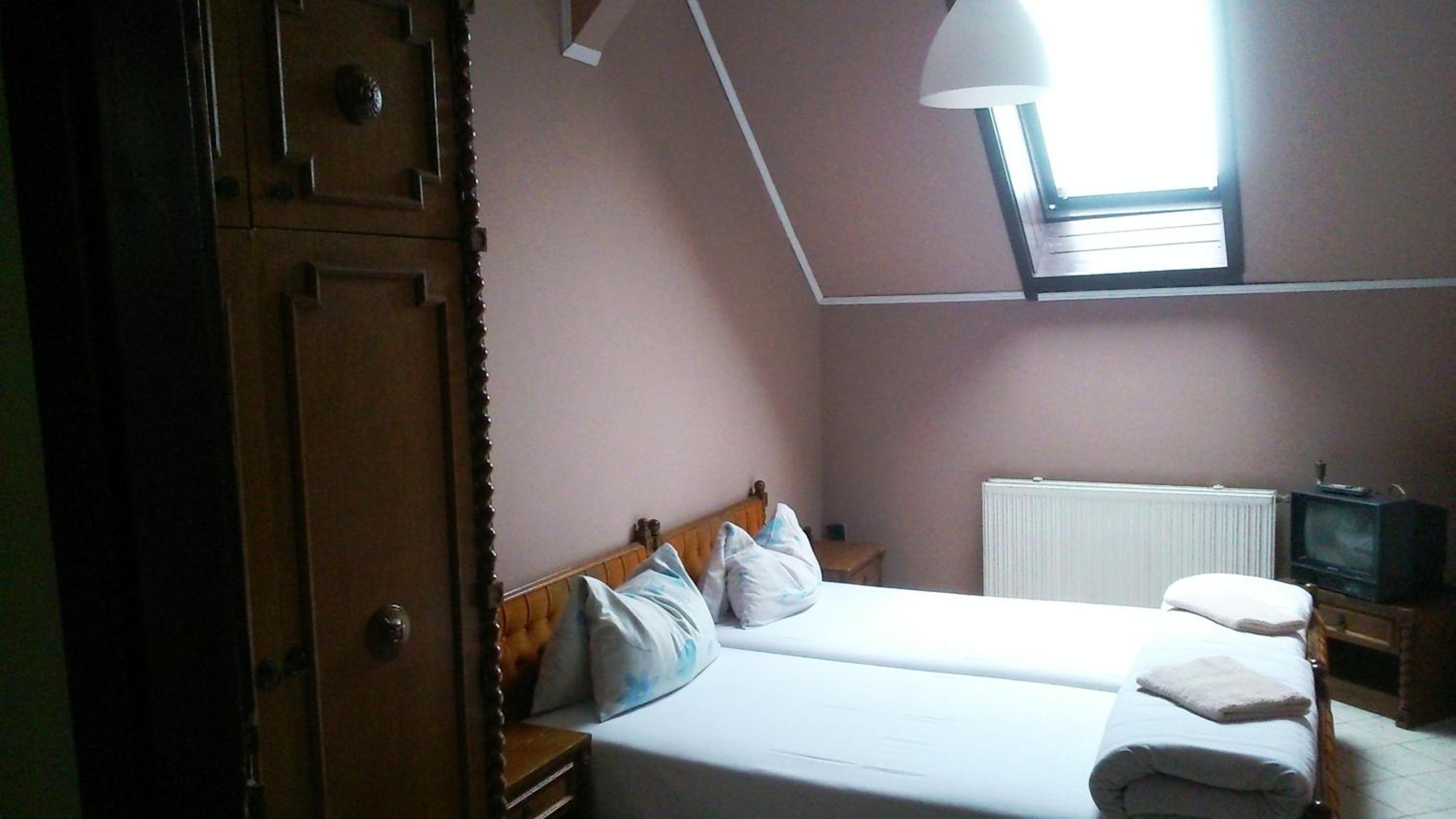 Double or Twin Room with Shared Bathroom