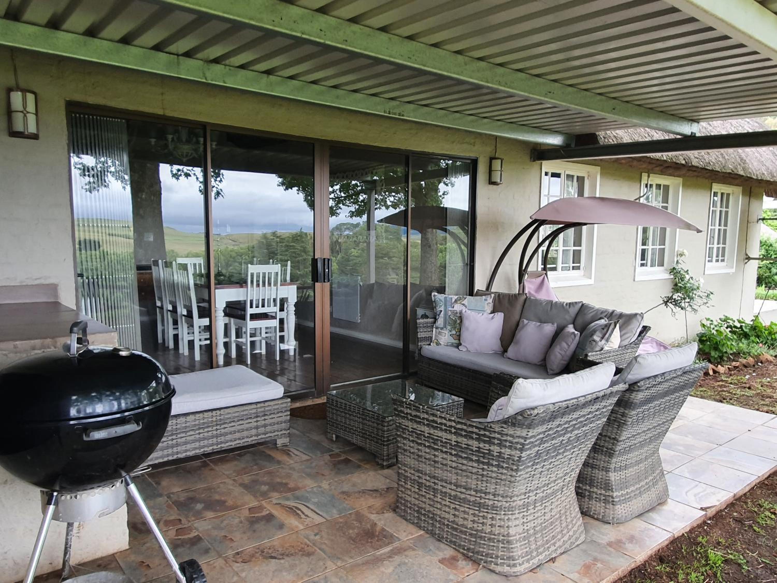 Four-Bedroom House - Photo 6
