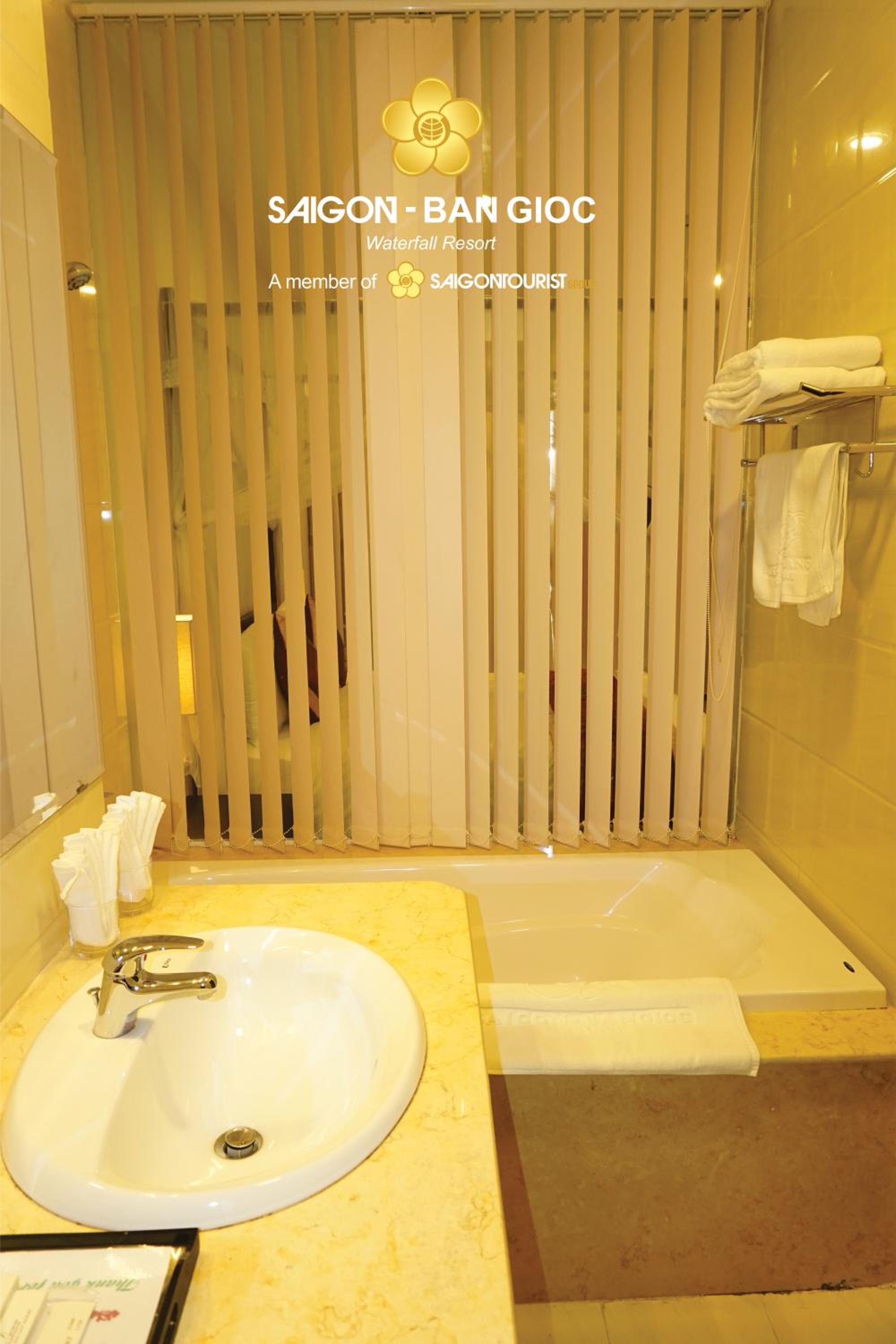 Double Room with Mountain View - Photo 3