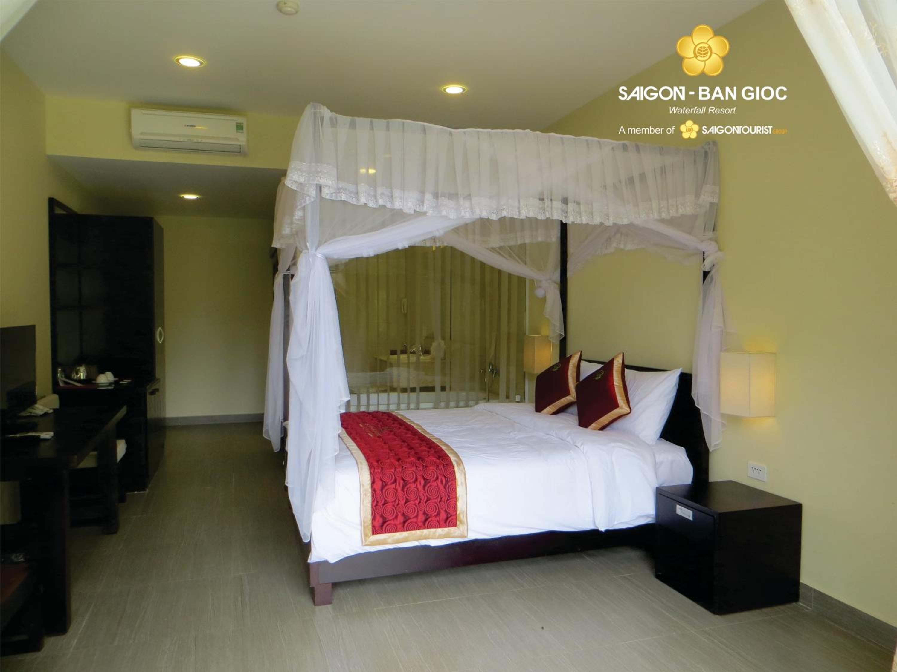 Double Room with Mountain View - Photo 1