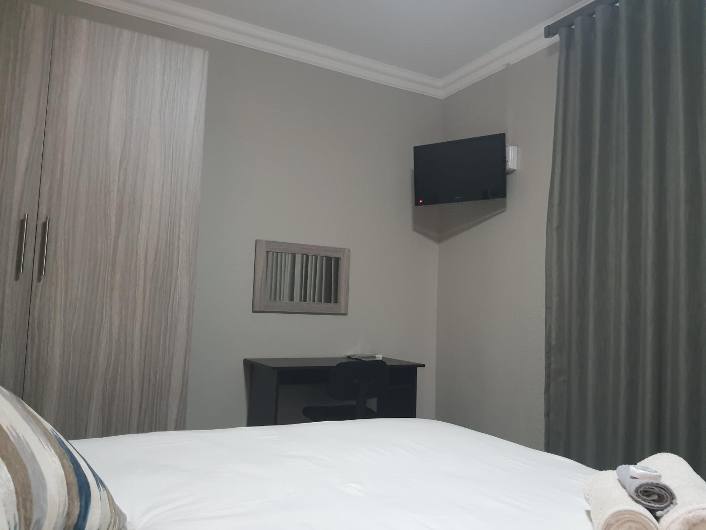 Standard Double Room photo 2