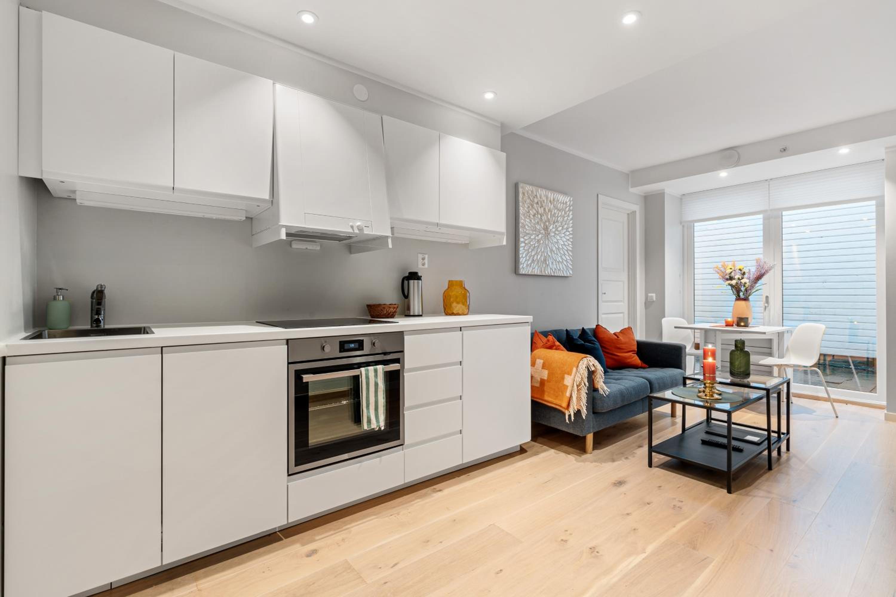 Two-Bedroom Apartment - Photo 12