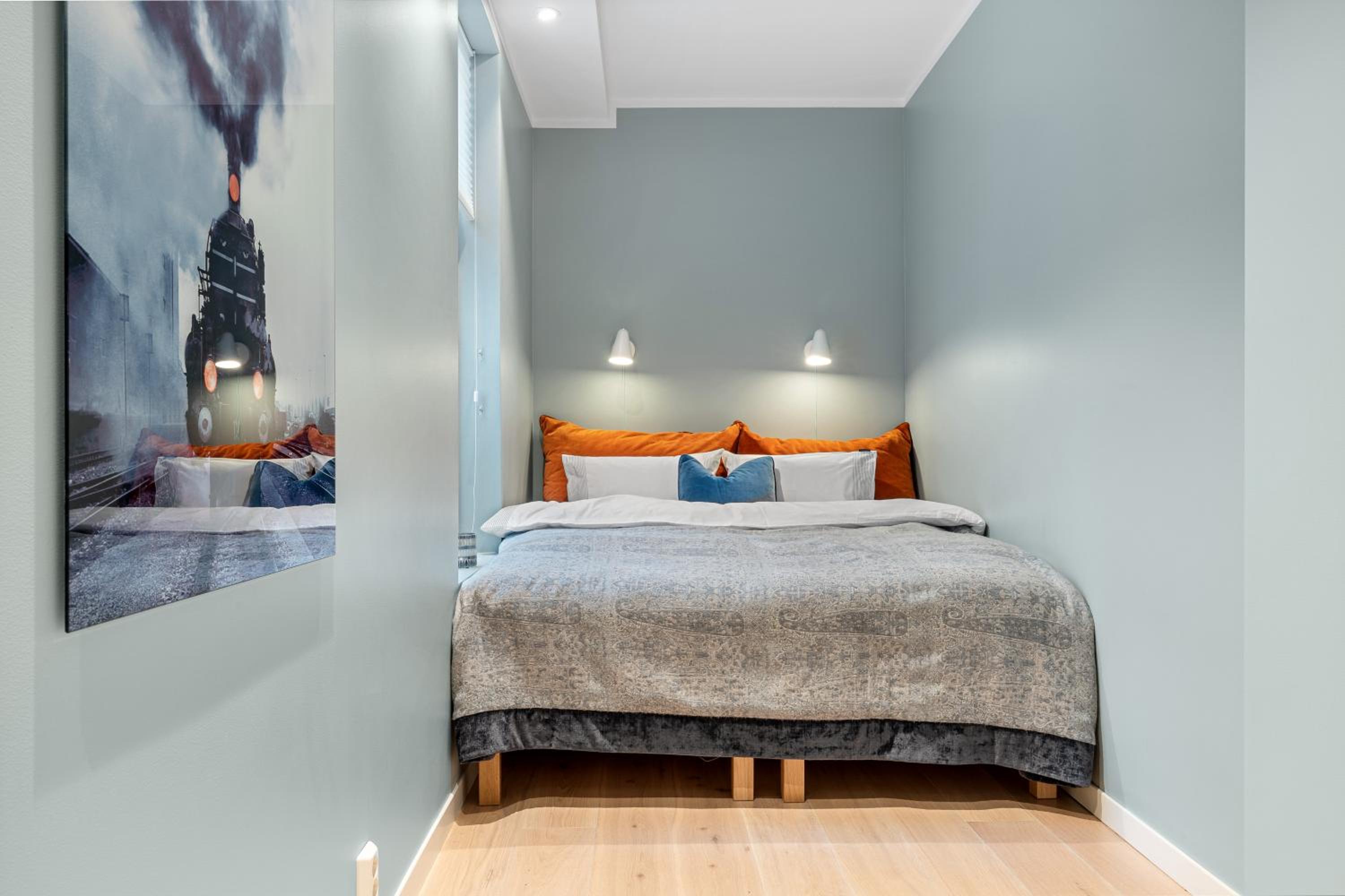 Two-Bedroom Apartment - Photo 9