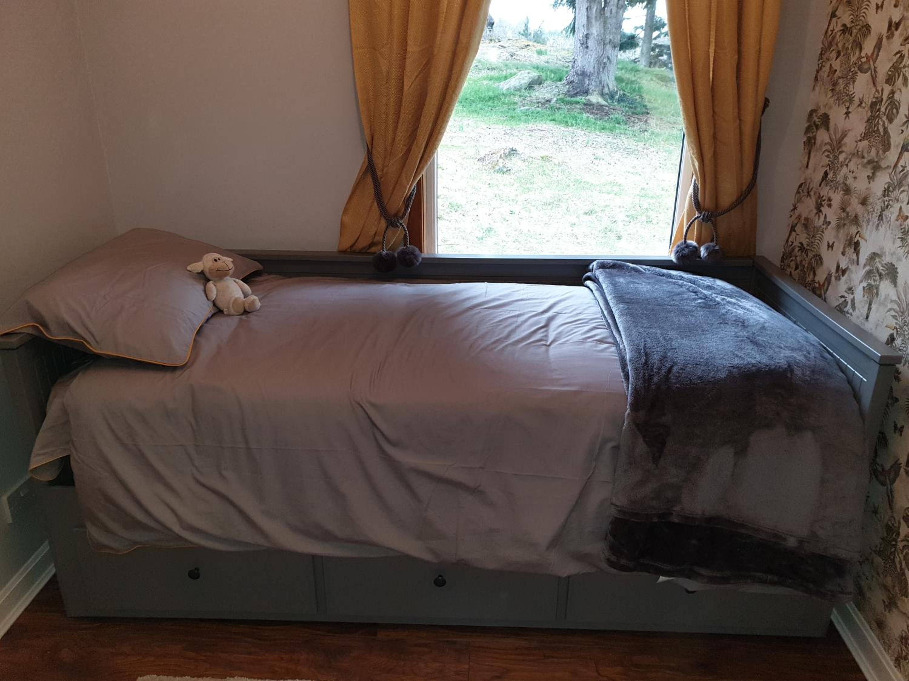 Three-Bedroom House photo 1