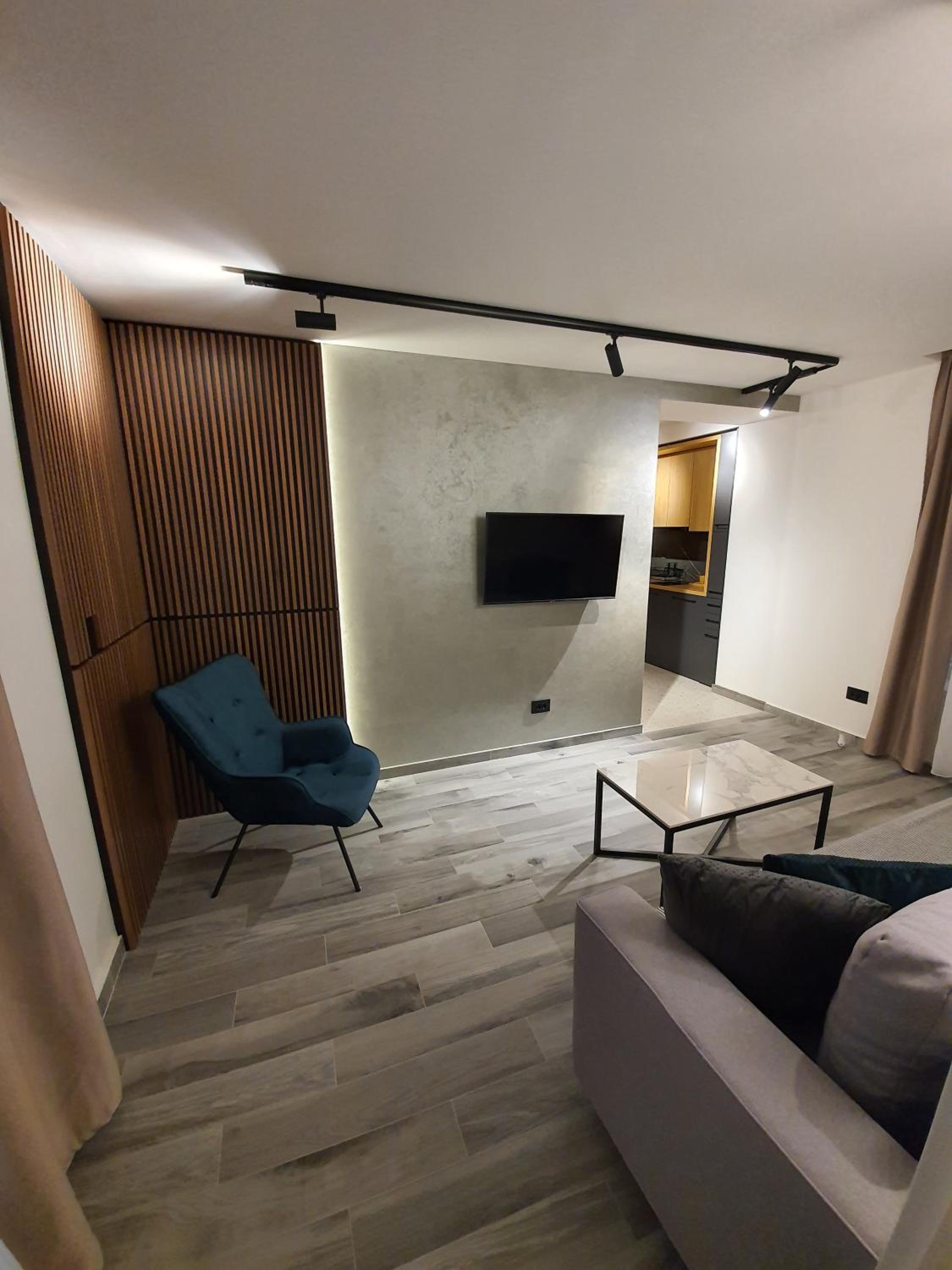 Superior One Bedroom Apartment with Jacuzzi