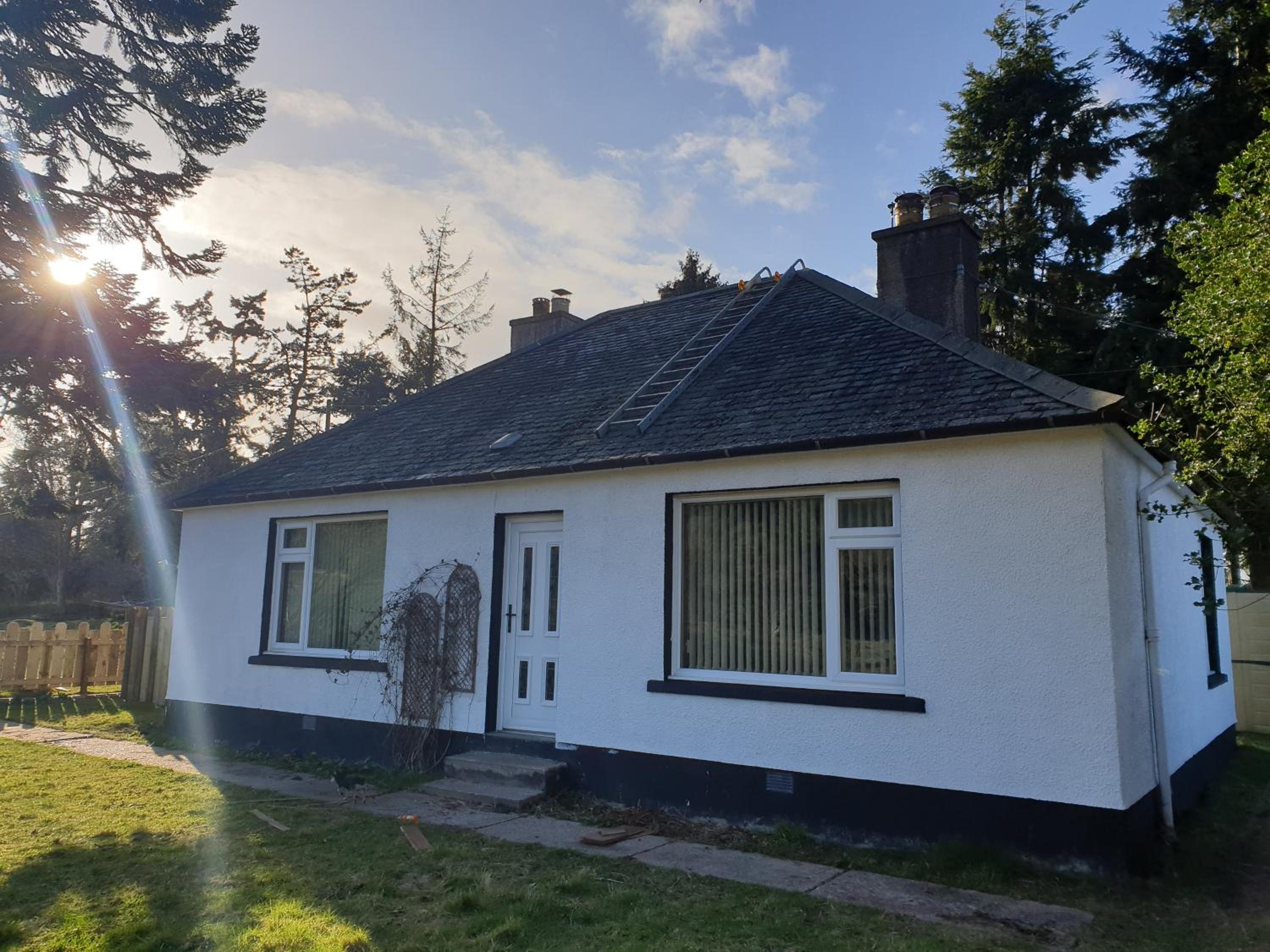 Three-Bedroom House photo 2