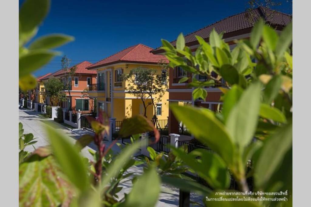 Three-Bedroom Villa - Photo 46