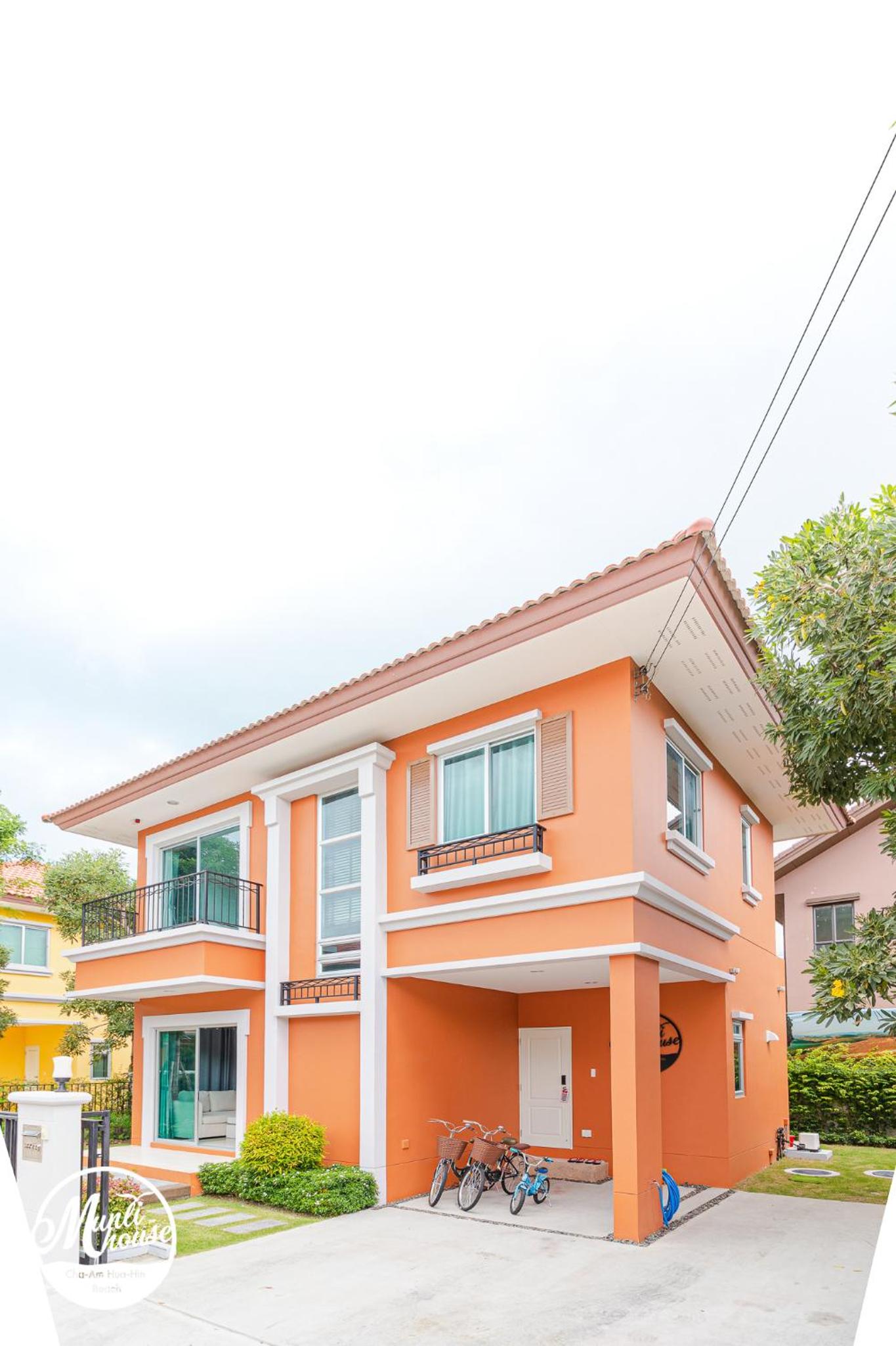 Three-Bedroom Villa - Photo 41