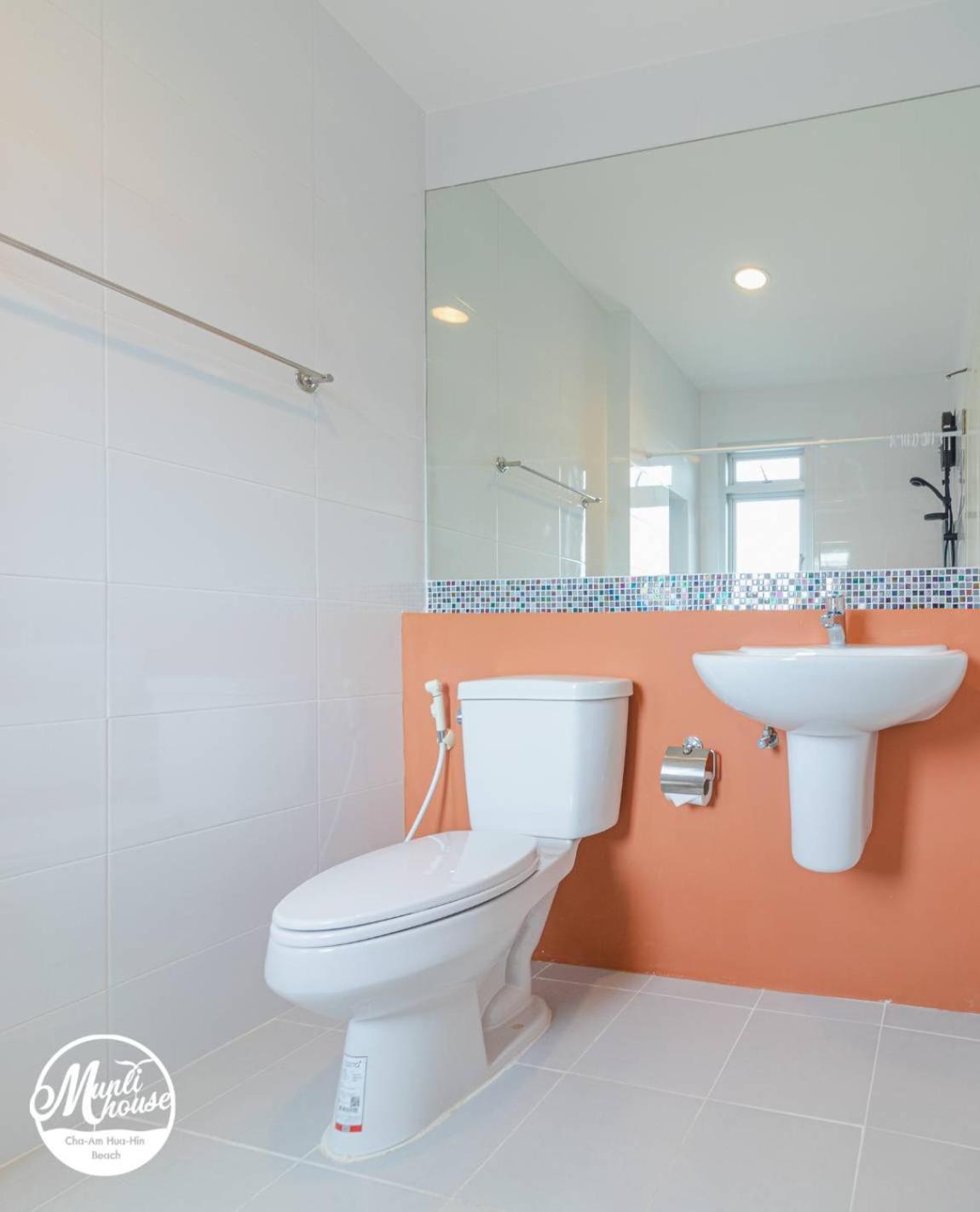 Three-Bedroom Villa - Photo 32