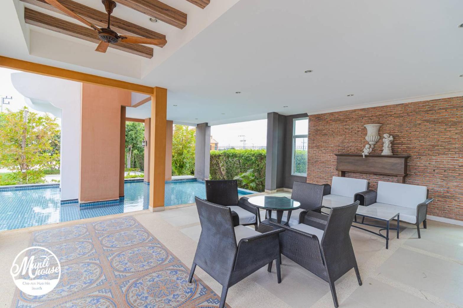 Three-Bedroom Villa - Photo 20