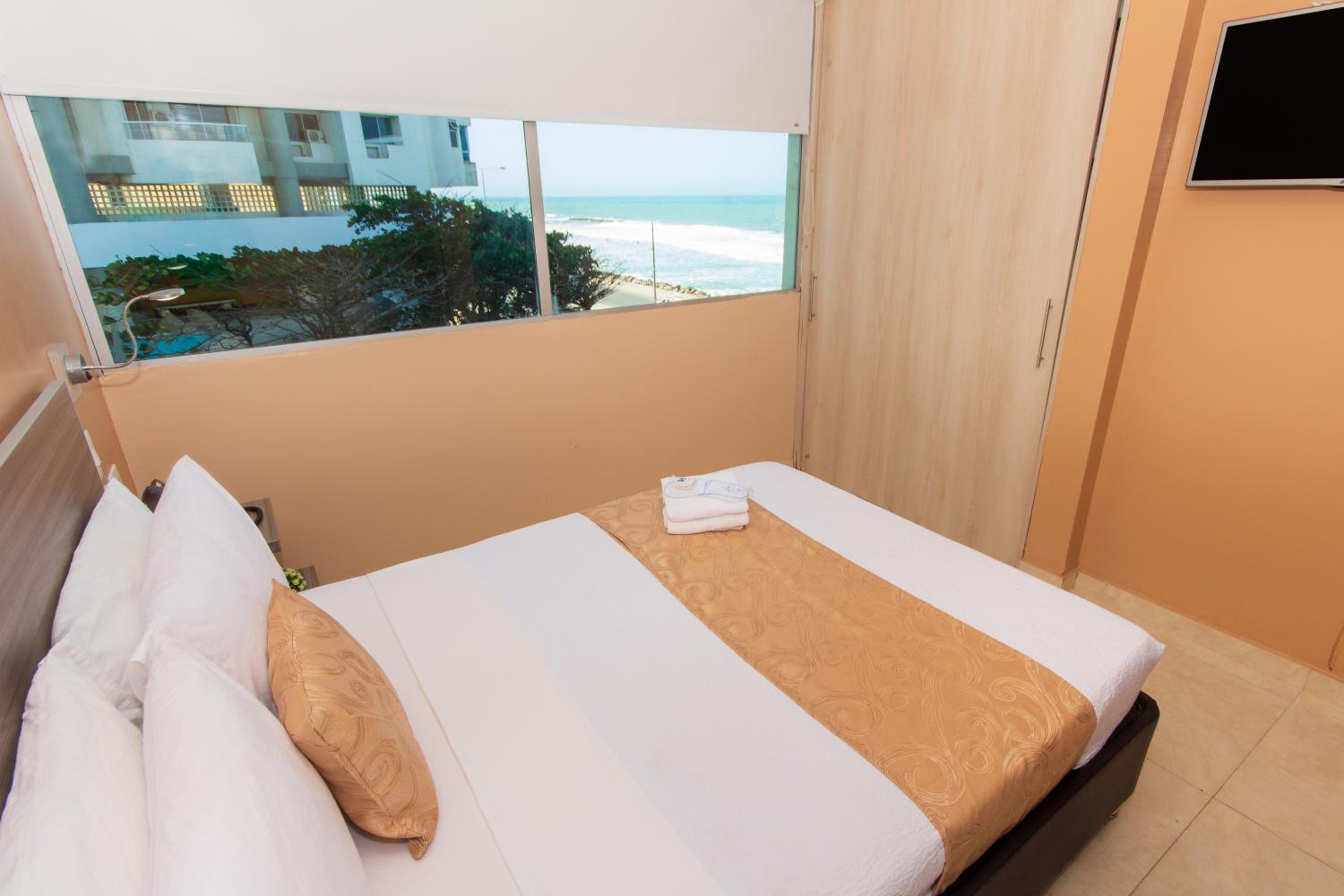Double Room with Sea View photo 3