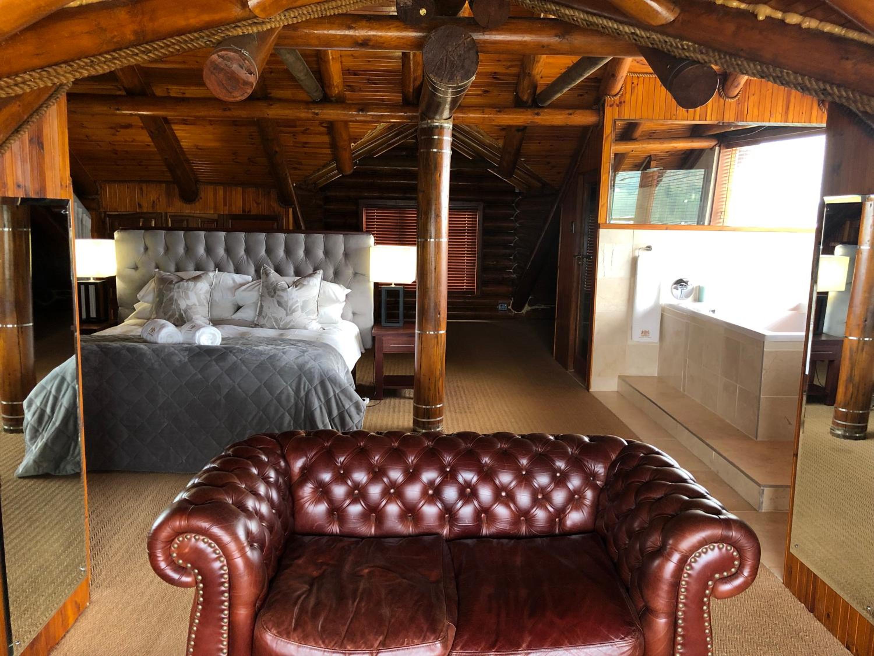 King Room With Spa Bath photo 2