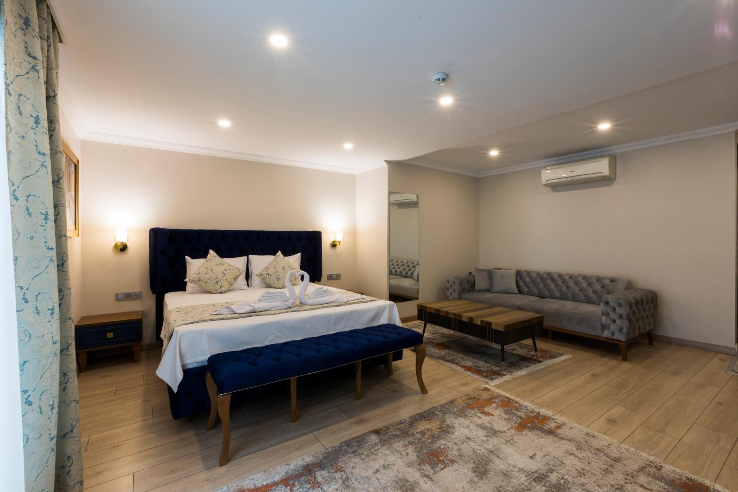 Deluxe Double Room photo 3