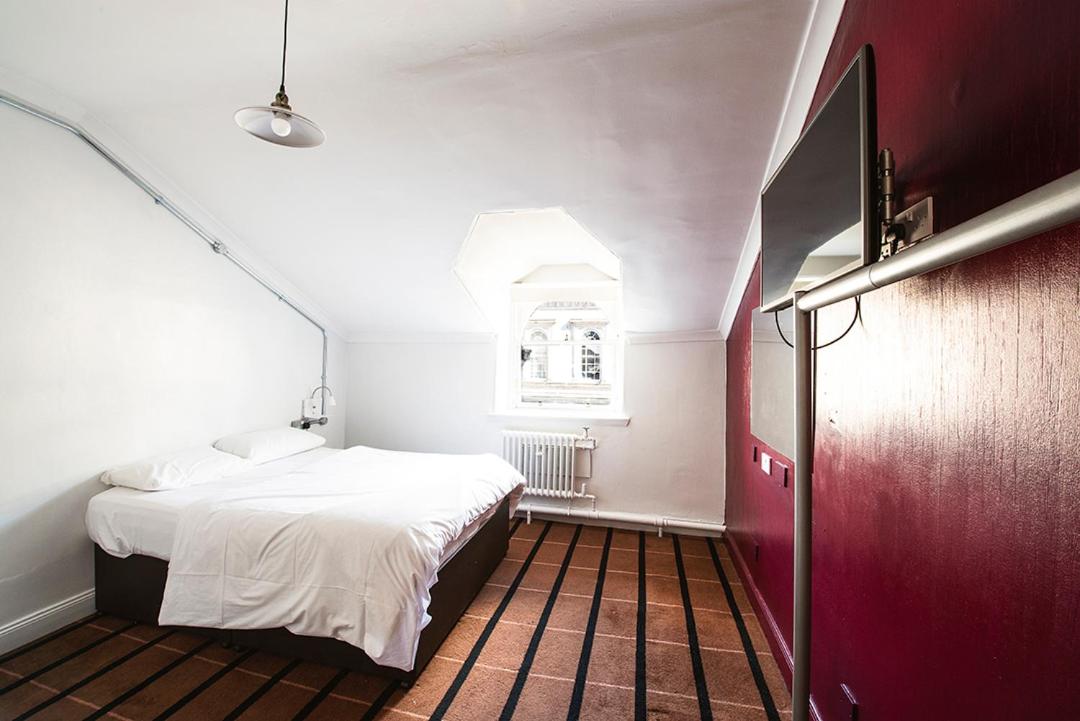 Double Room Ensuite - Photo 2