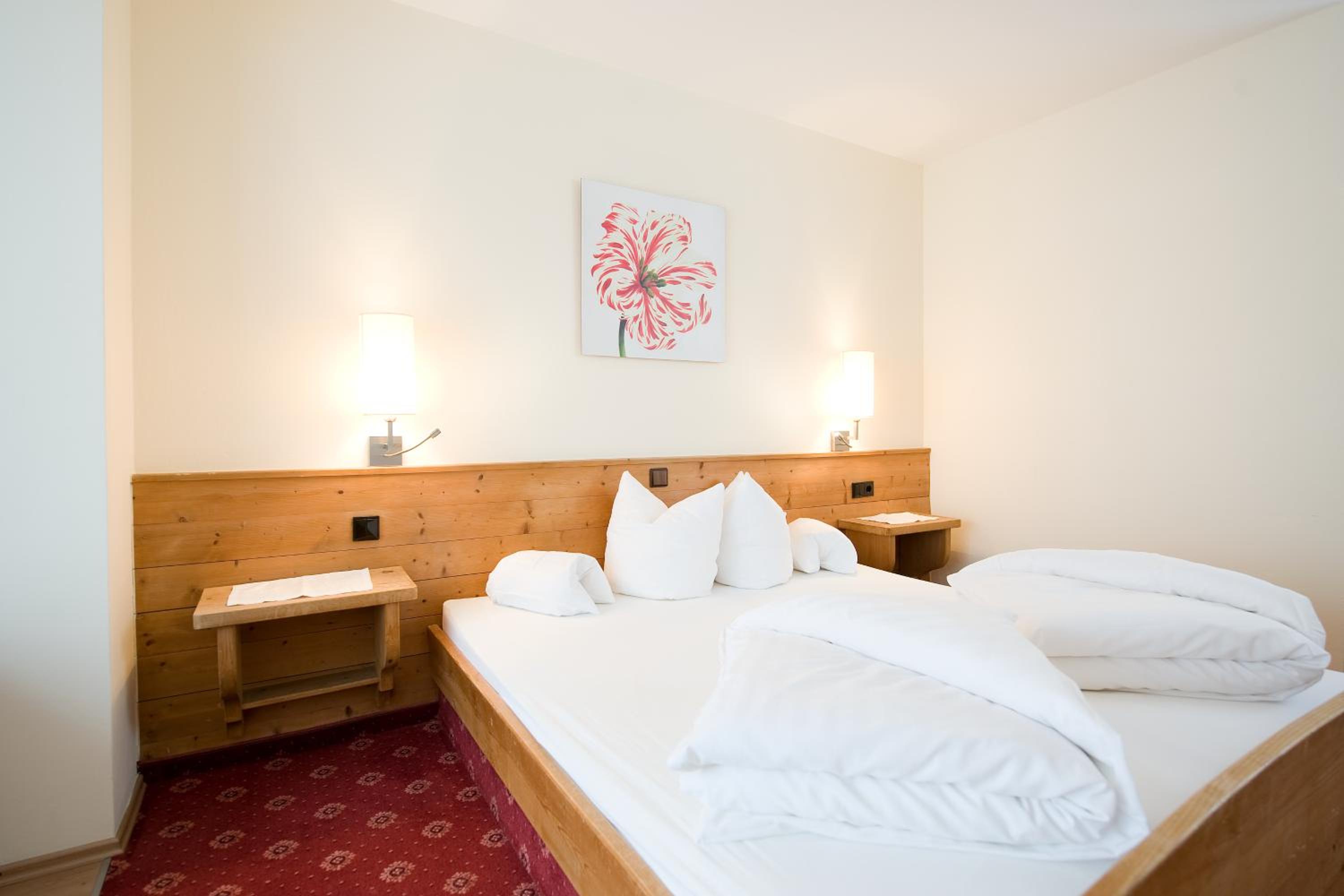 Double Room with Garden View - Photo 7