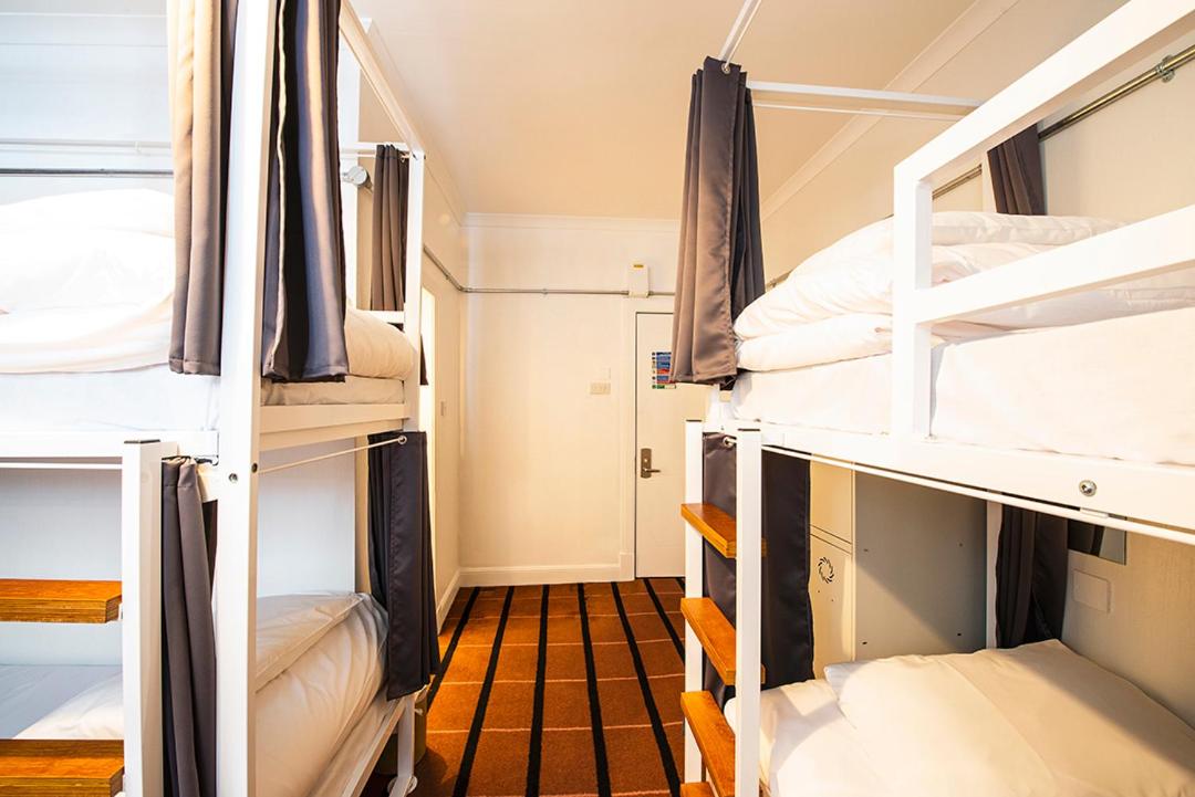 Quadruple Room Ensuite - Photo 1