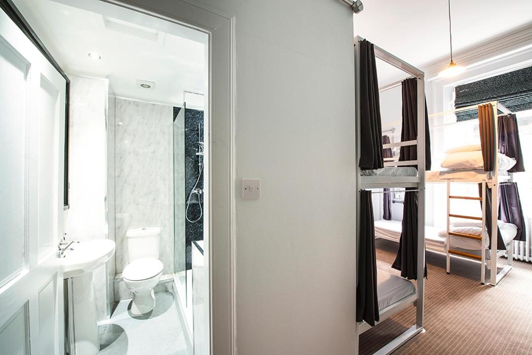 6 Bed Private Room Ensuite - Photo 1