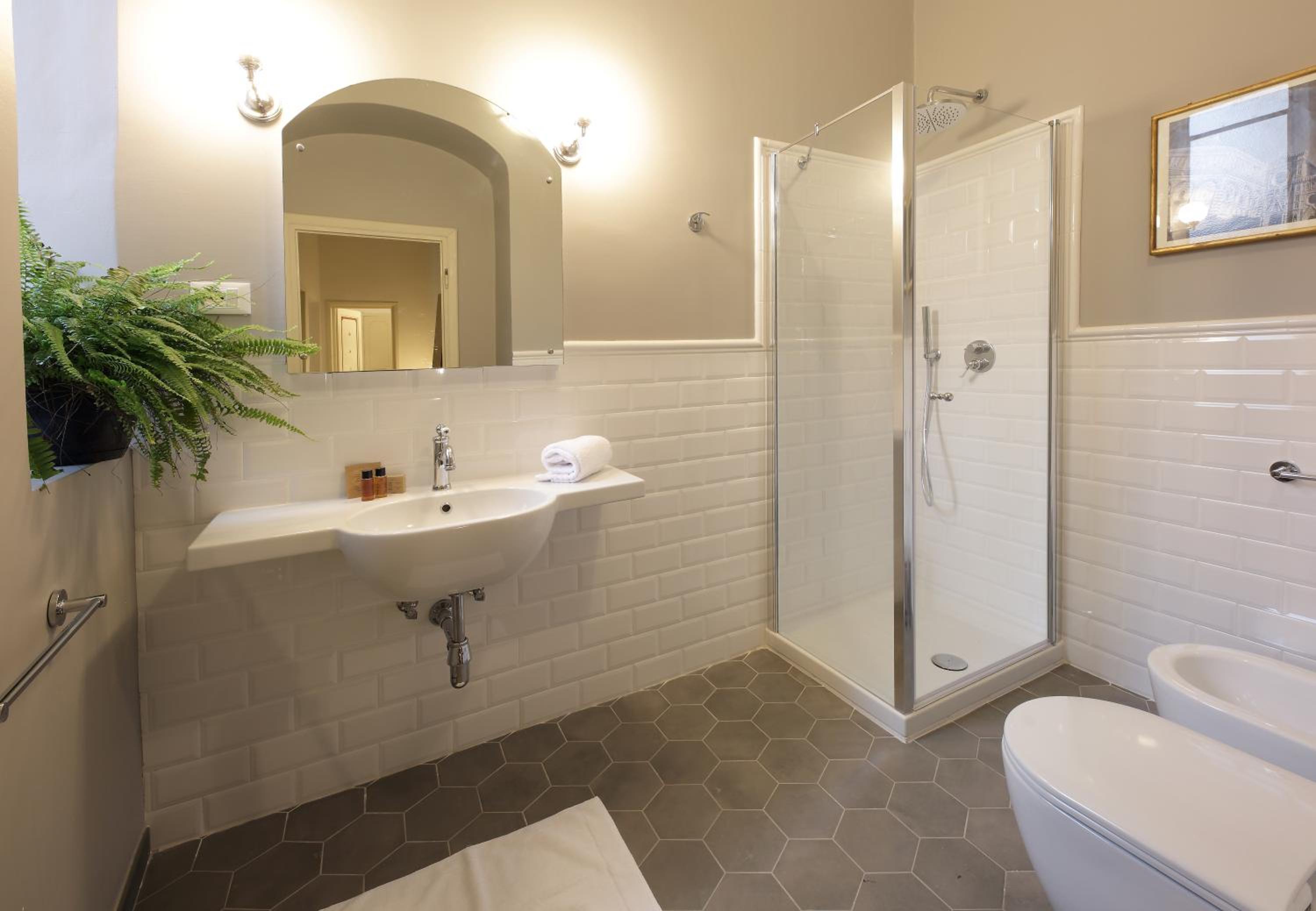 Single Room with Private External Bathroom photo 3