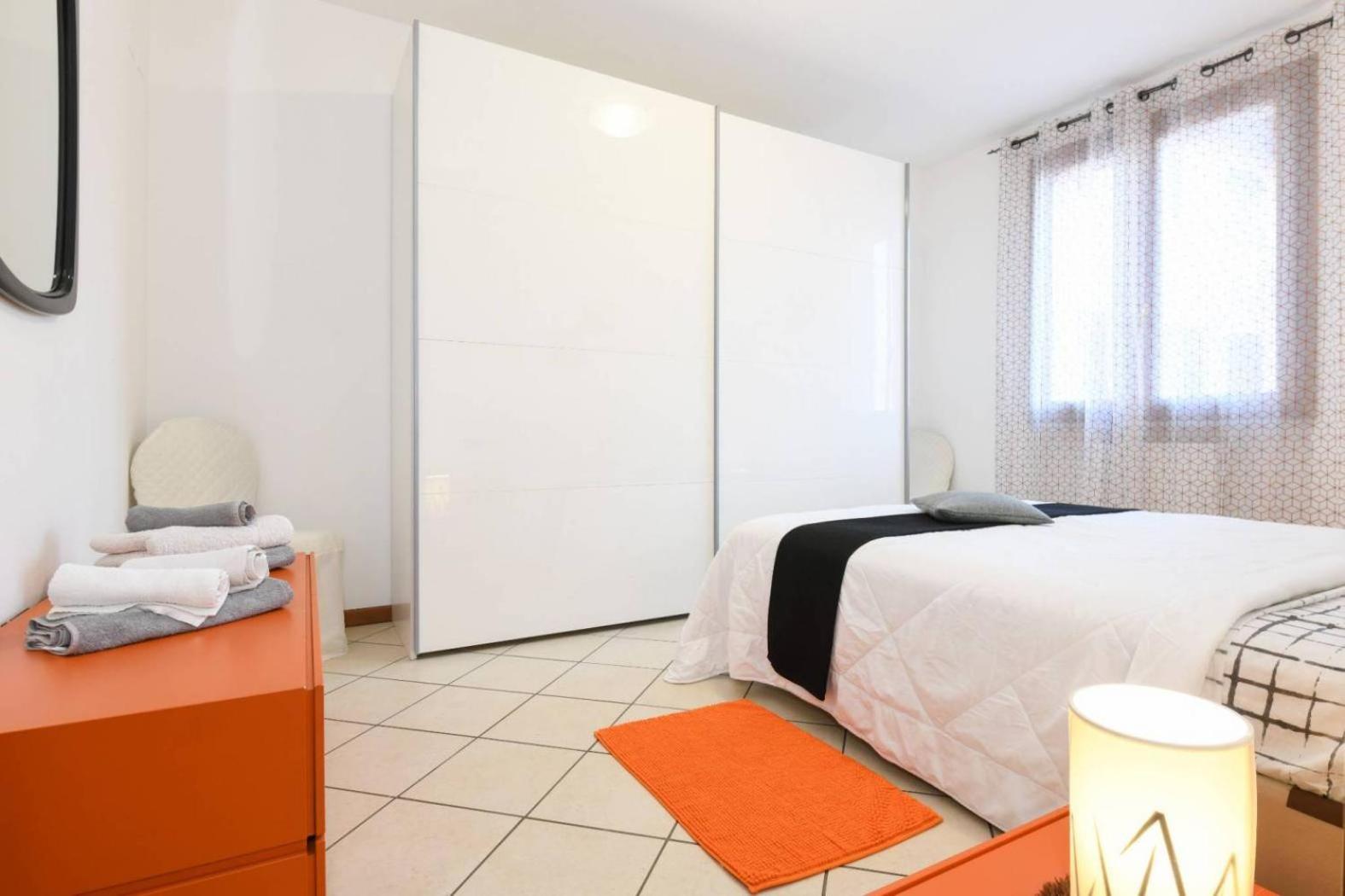 Apartment - Photo 24