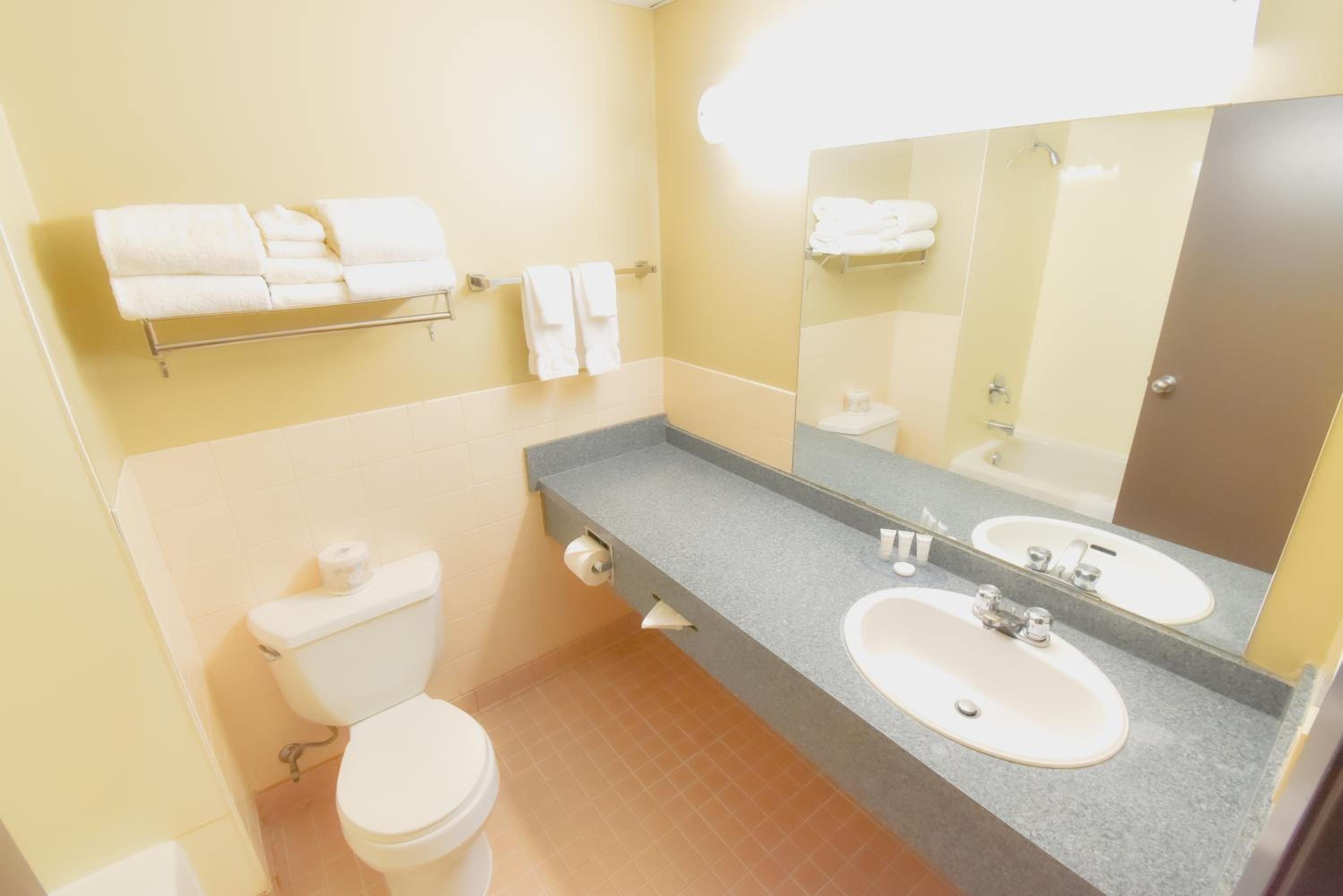 Deluxe Queen Room photo 2