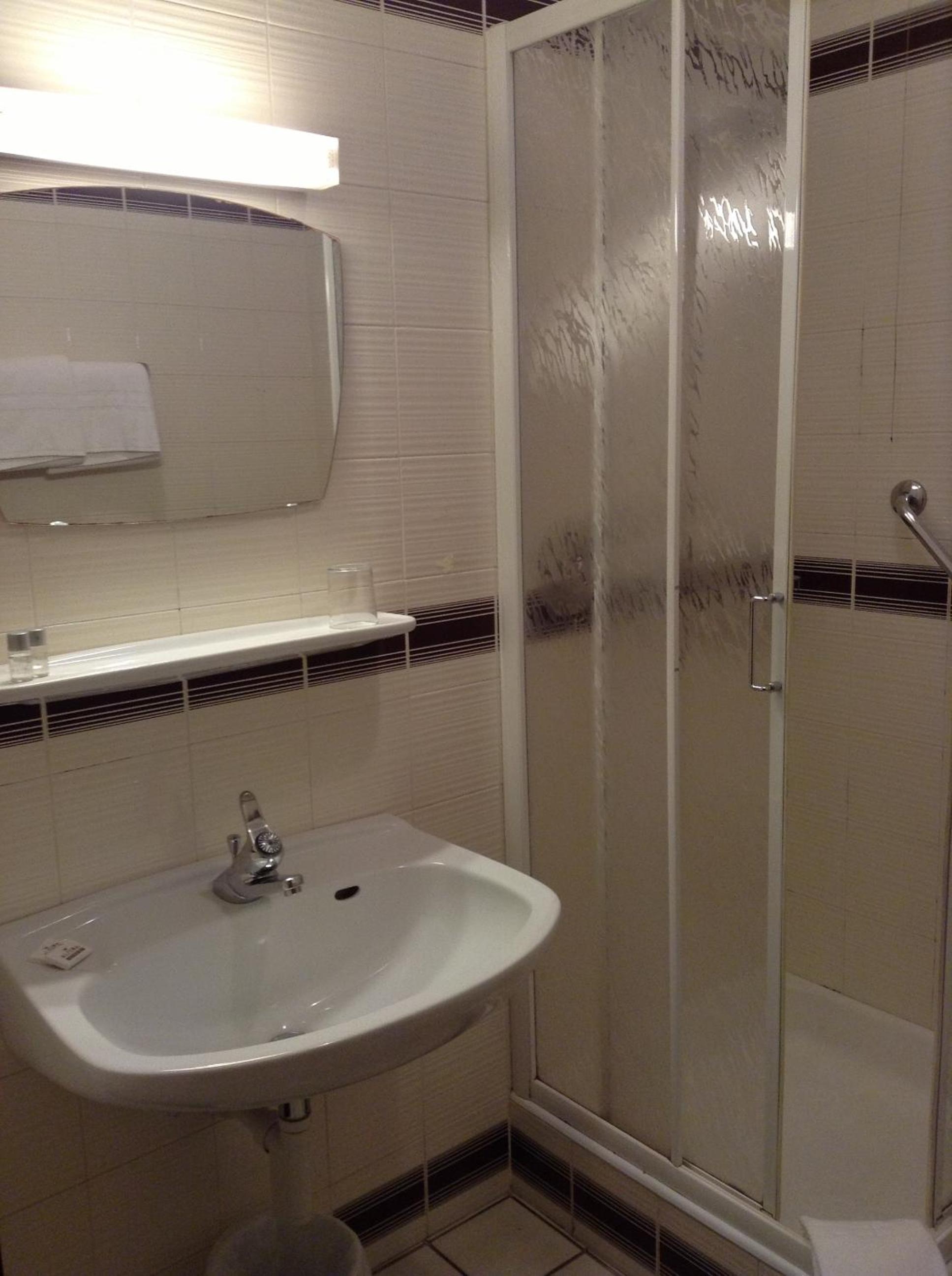 Double Room - Photo 4