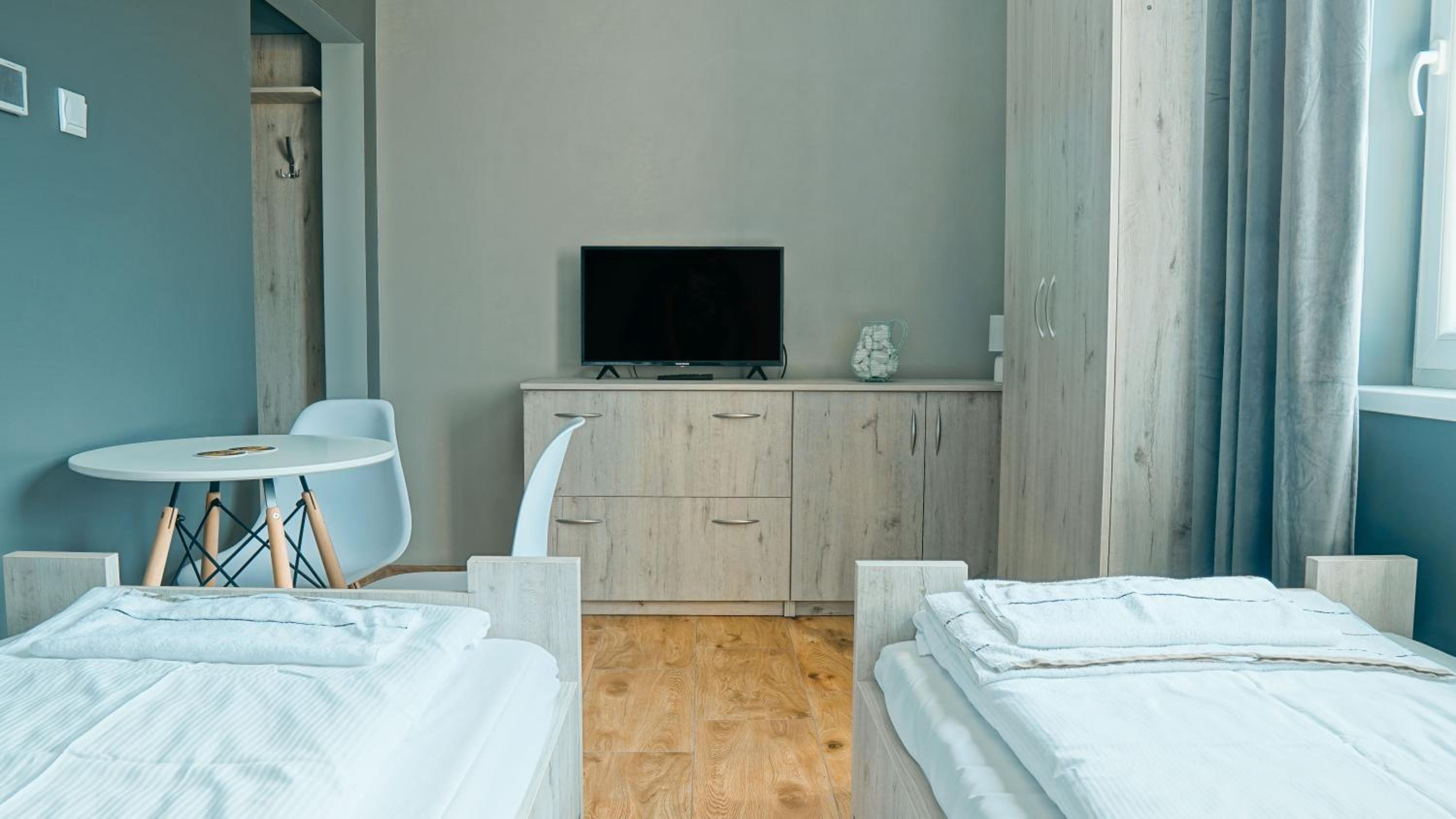 Twin Room with Bathroom